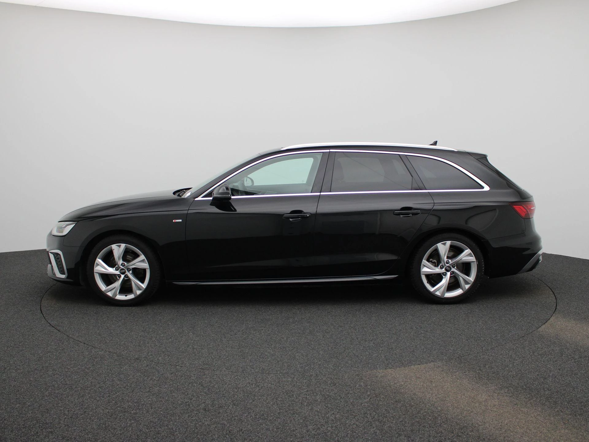 Audi A4 Avant 2.0 35 TFSi 110kW S tronic S line Busine