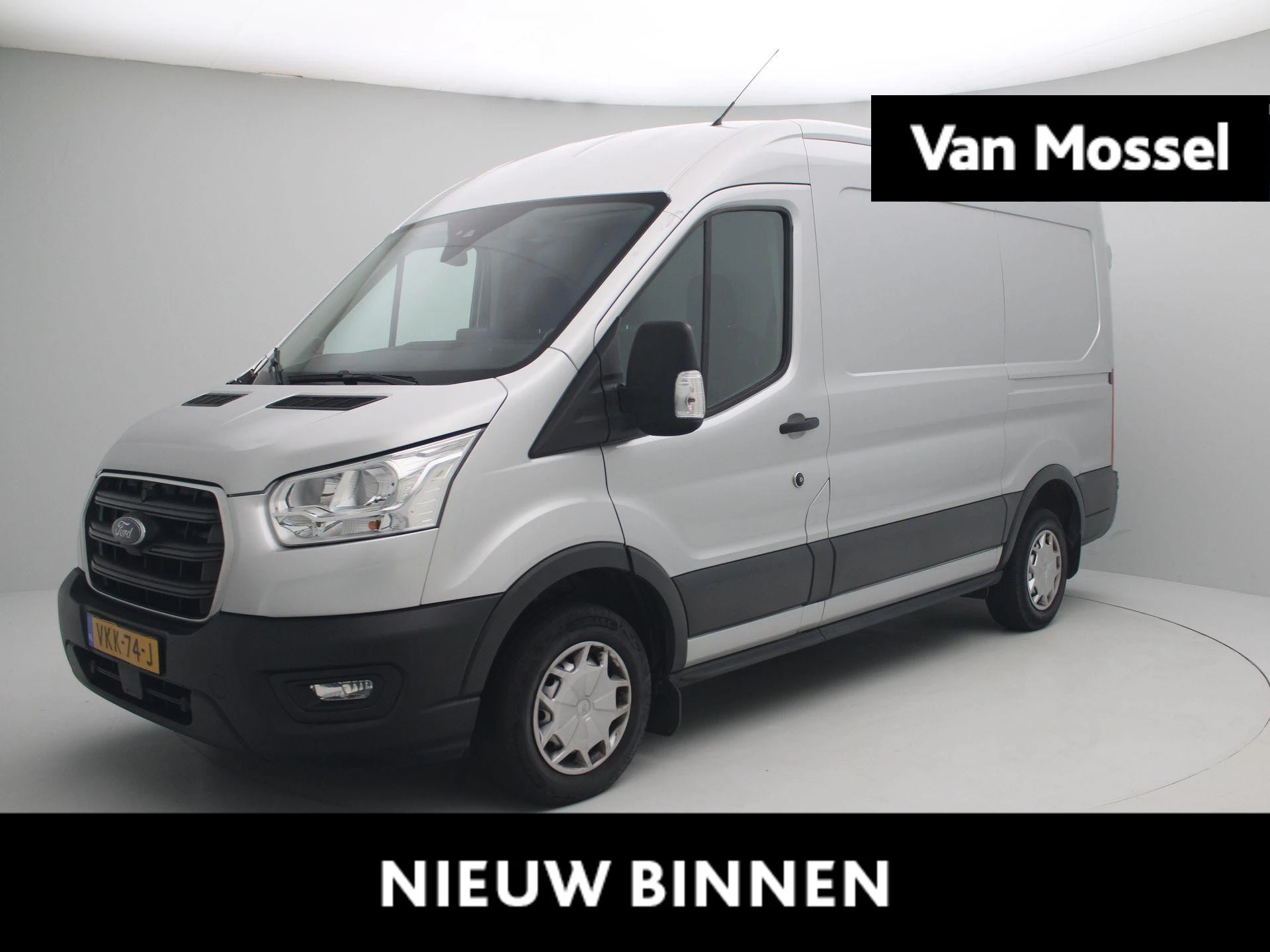Ford-Transit-image-0