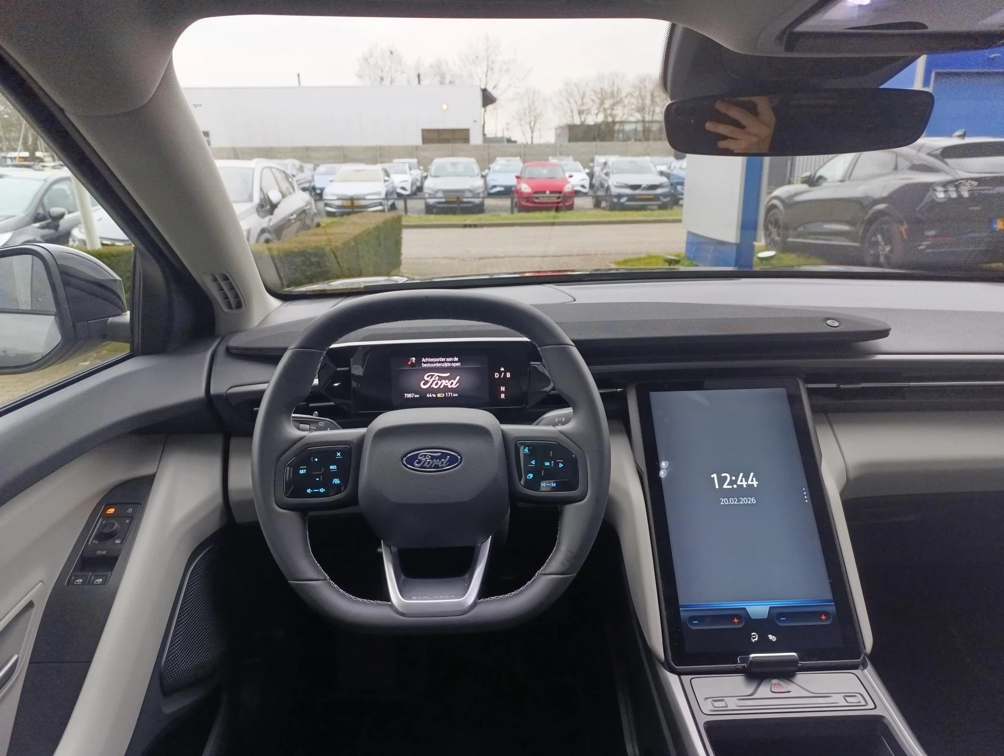 Ford-Explorer-image-13