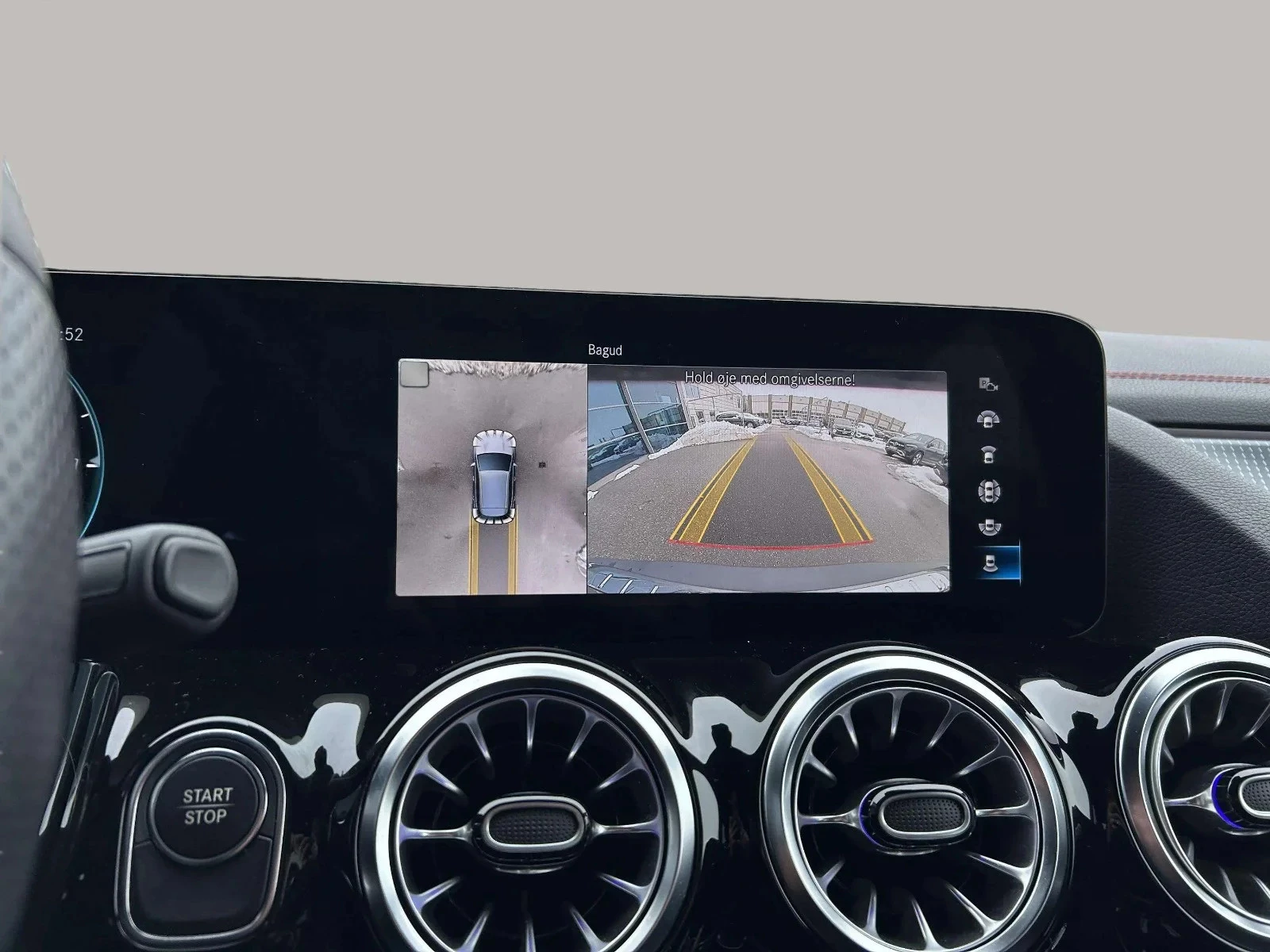 Mercedes-Benz-EQA-image-17