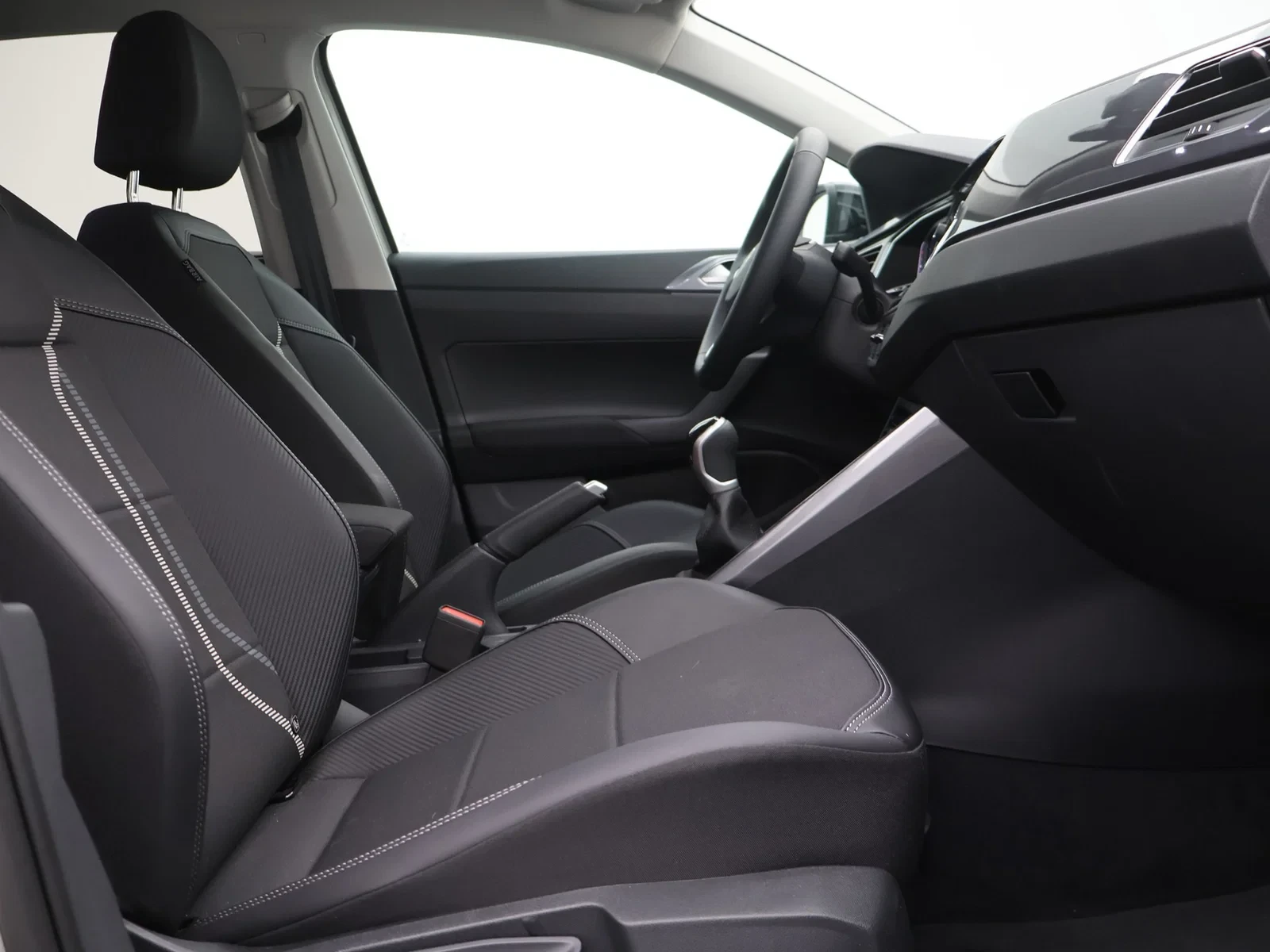 Volkswagen-Taigo-image-9