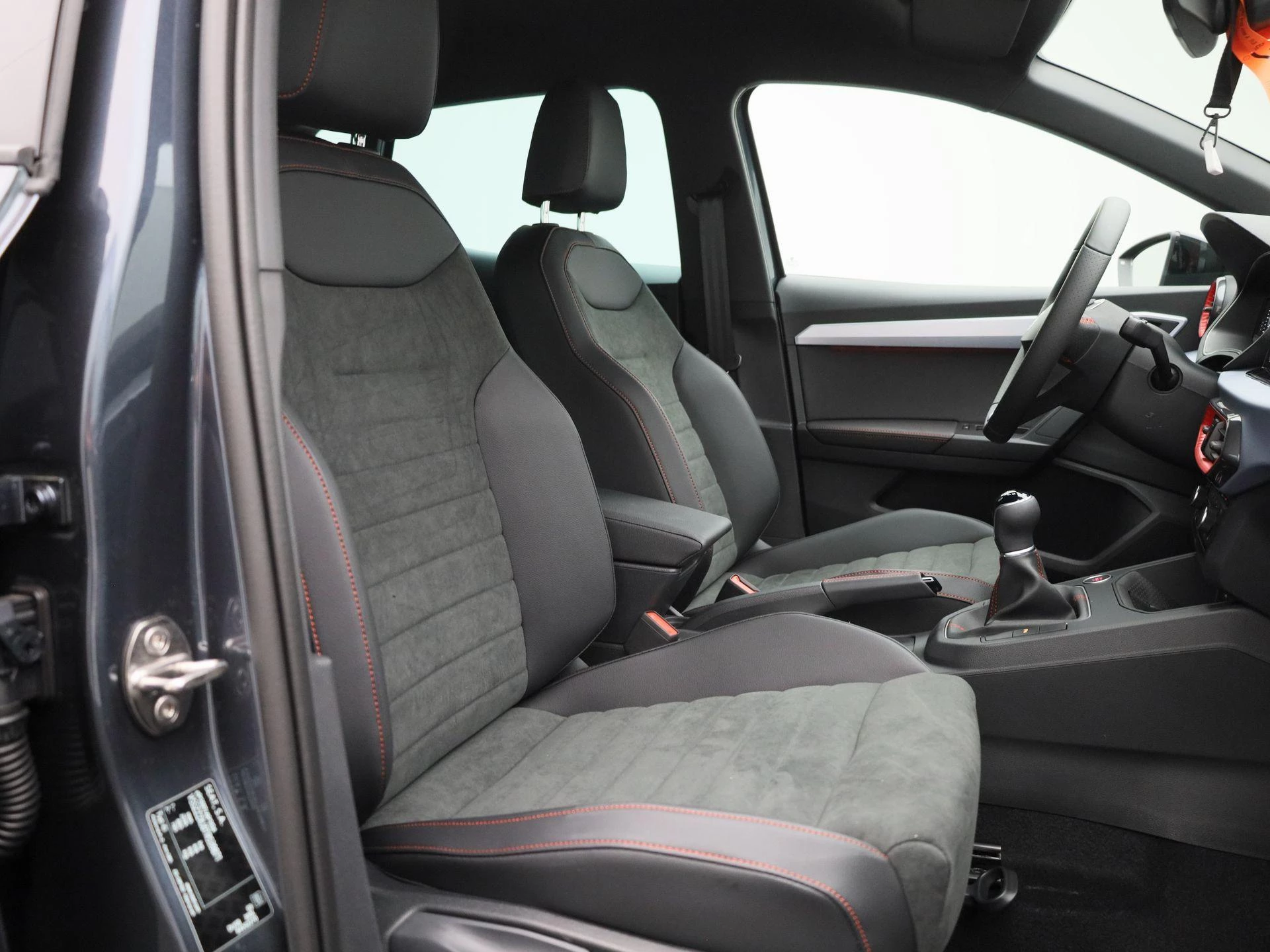 SEAT Ibiza 1.0 EcoTSI FR Business Connect 95 PK