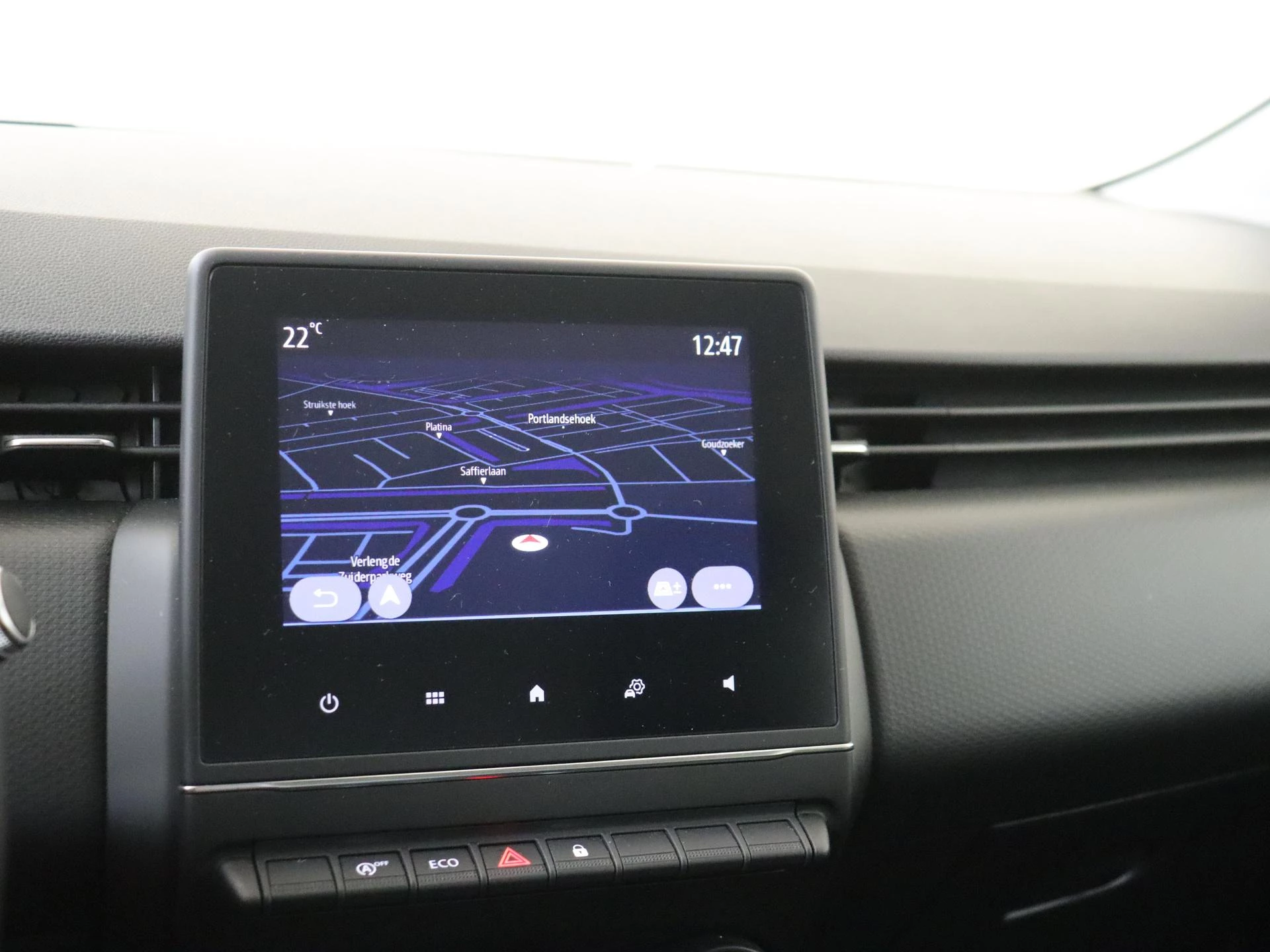 Renault-Clio-image-16