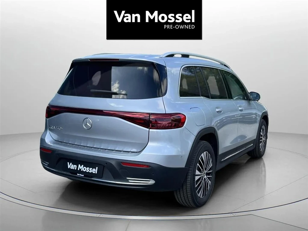 Mercedes-Benz-EQB-image-4