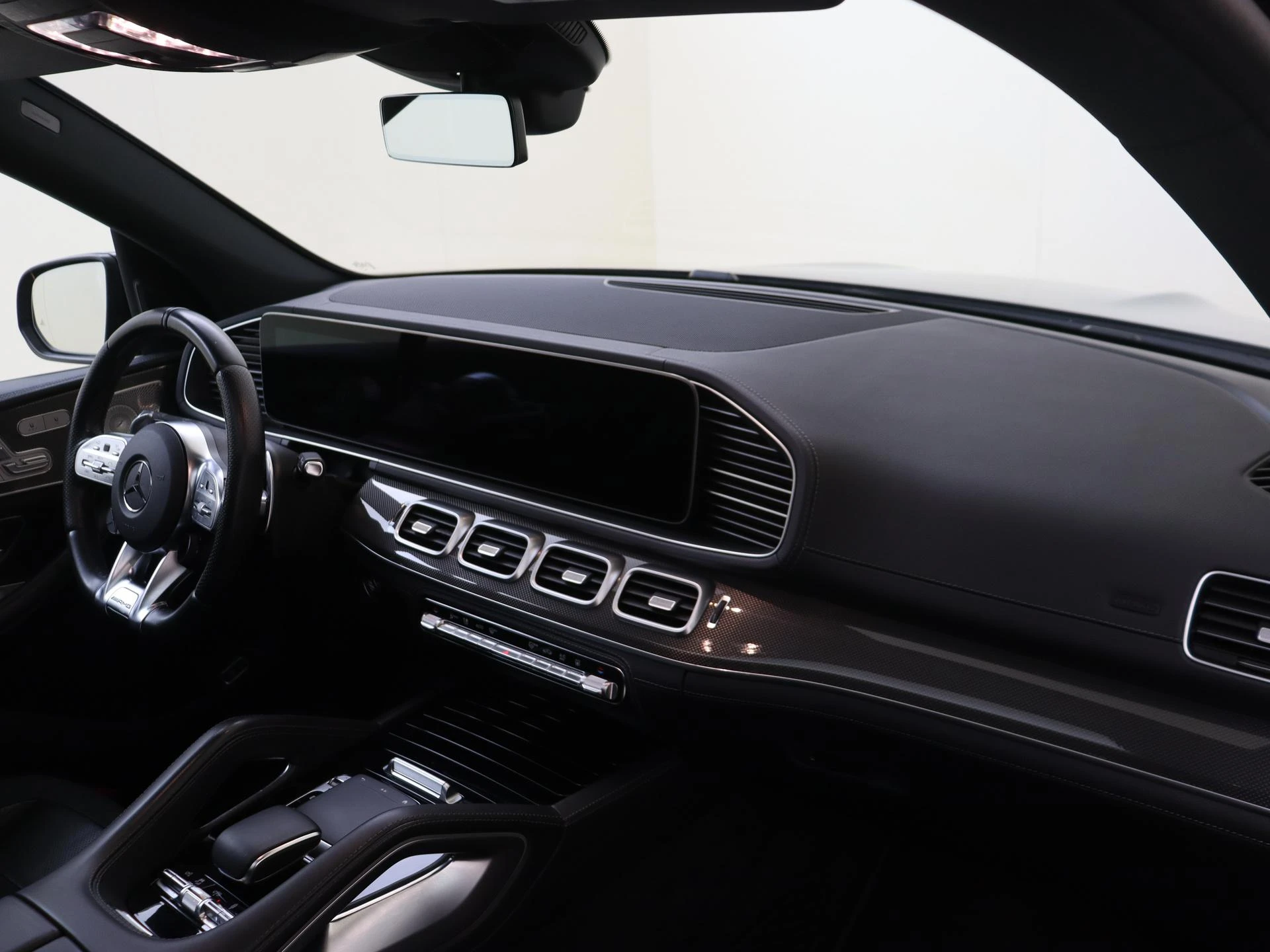 Mercedes-Benz-GLE-image-12