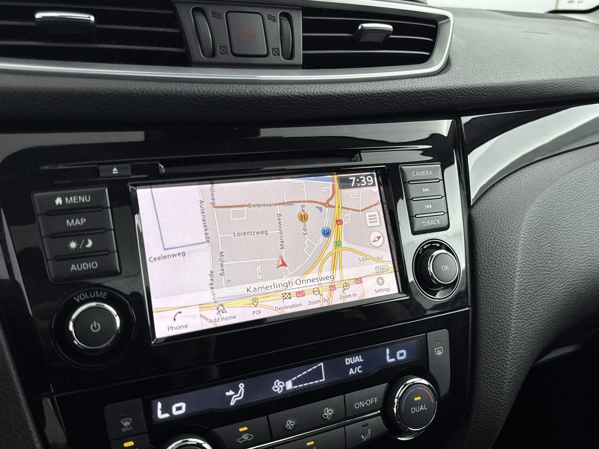 Nissan-QASHQAI-image-13