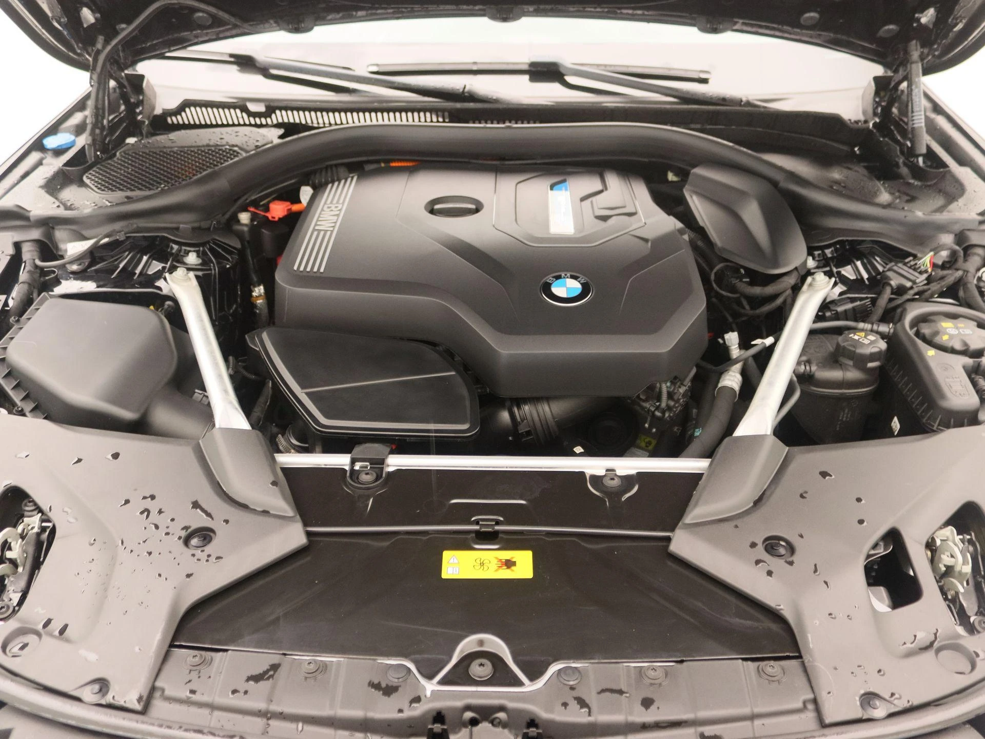 BMW-5 Serie-image-27