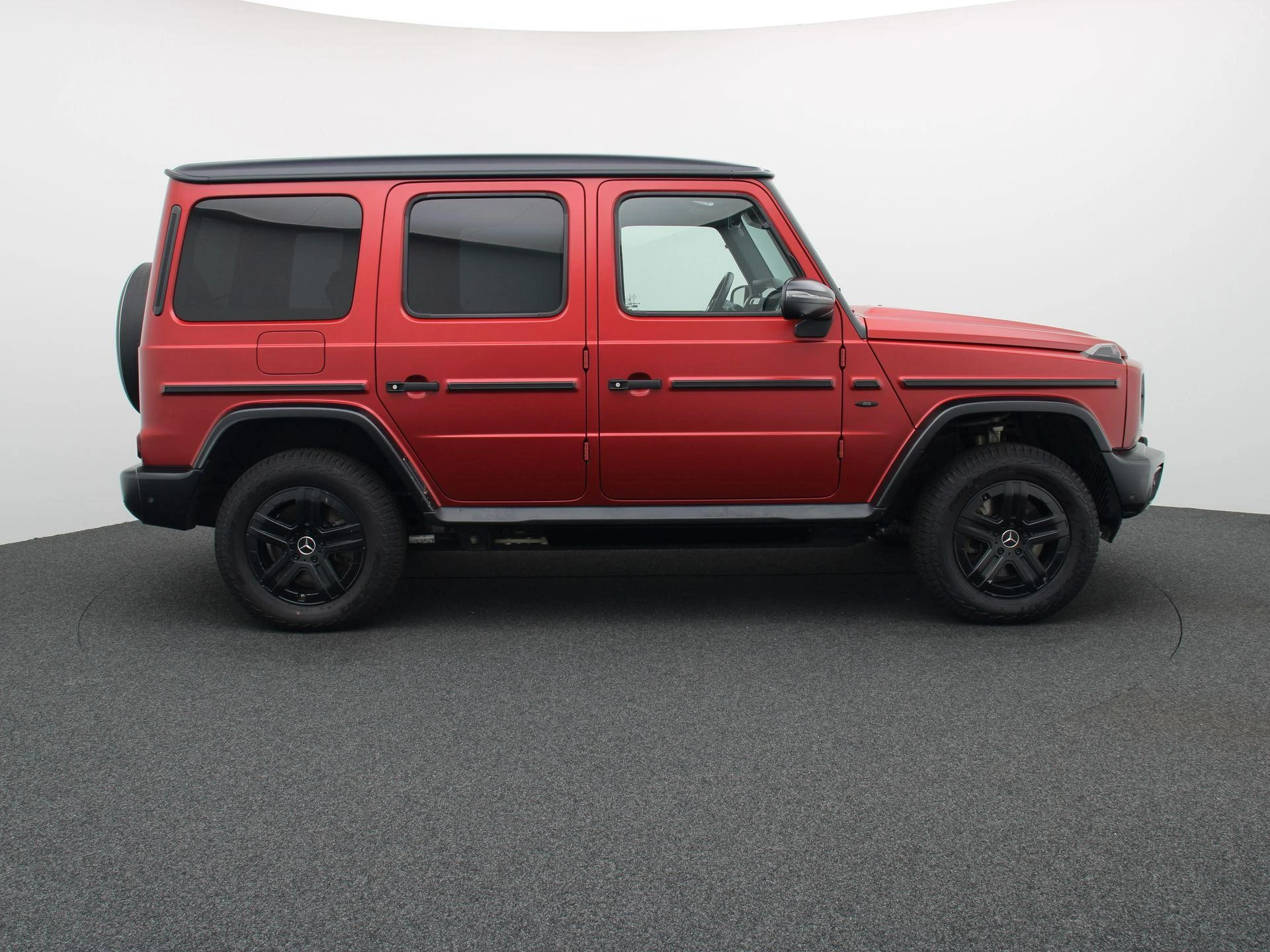 Mercedes-Benz-G-Klasse-image-5