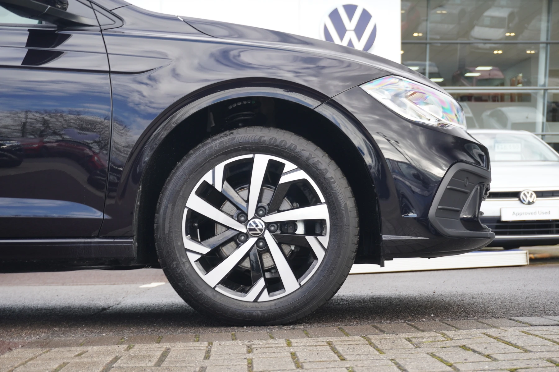 Volkswagen-Polo-image-22