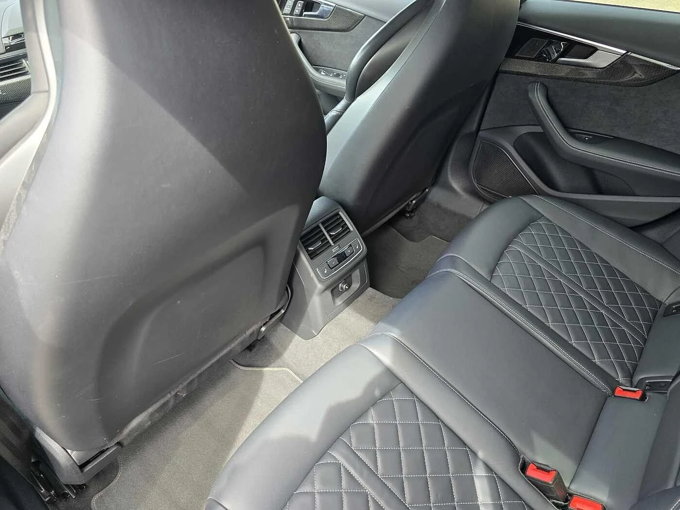 Audi-S4-image-46