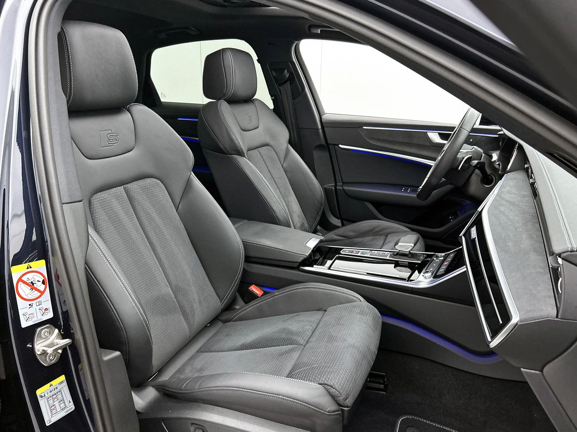 Audi-A6-image-44