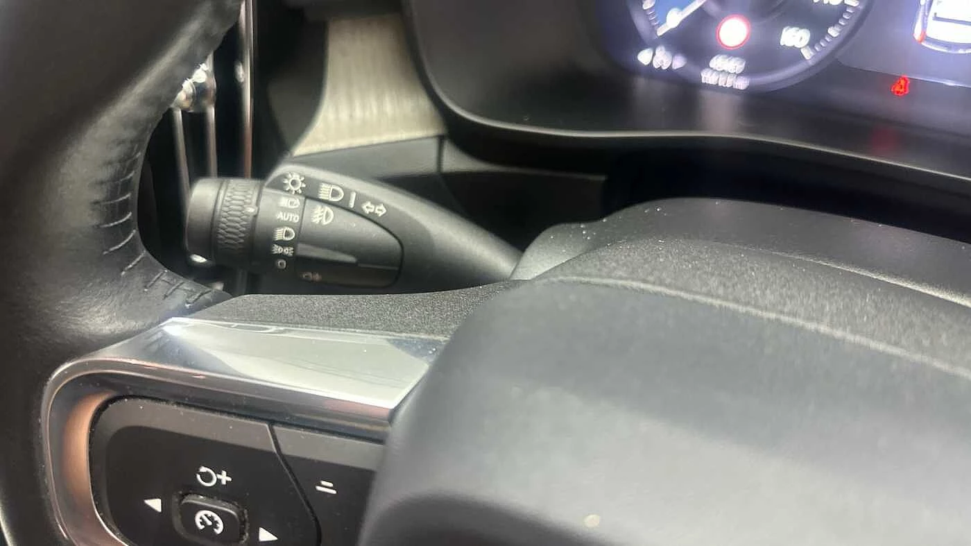 Volvo-XC40-image-24