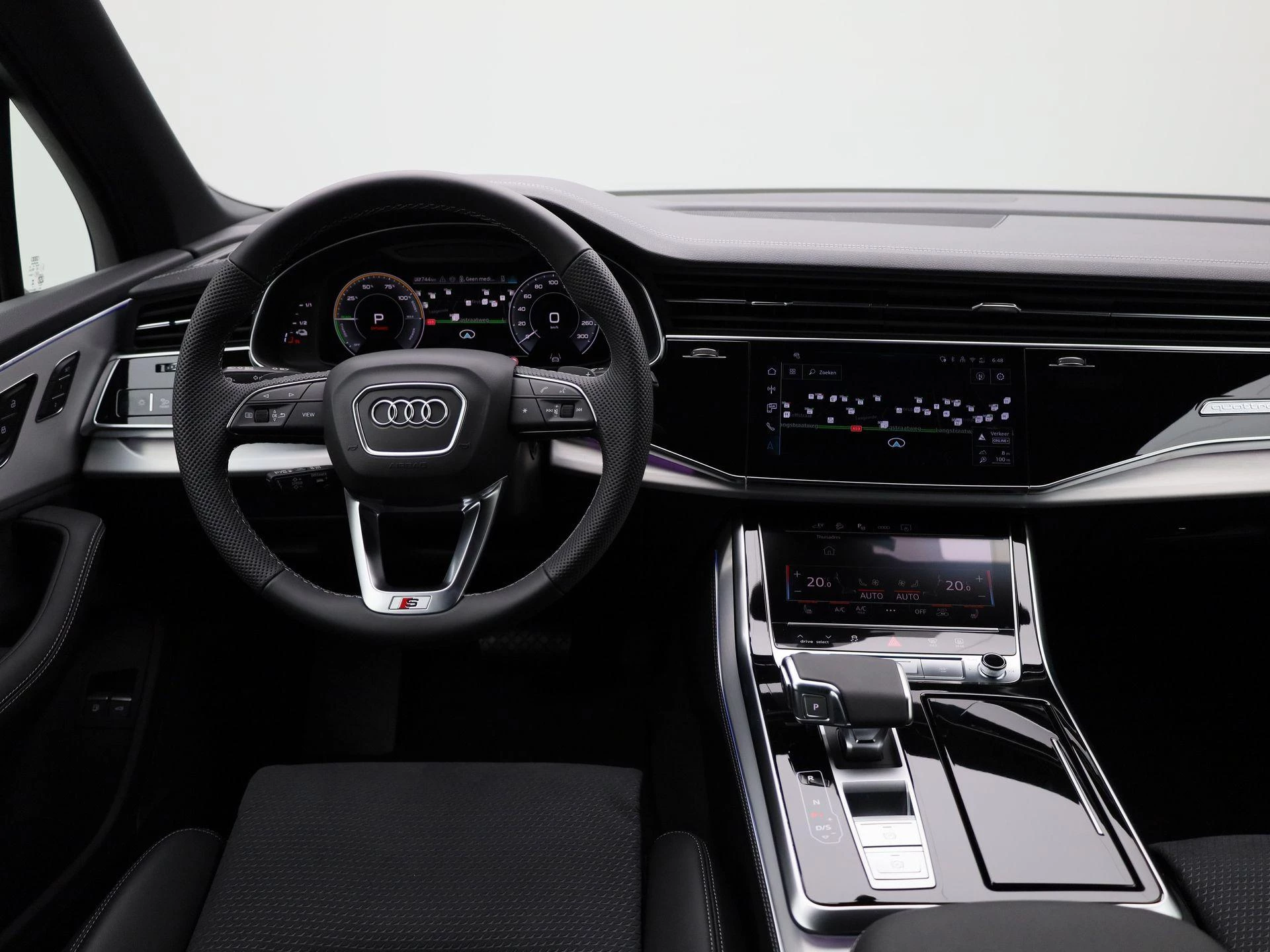Audi-Q7-image-6