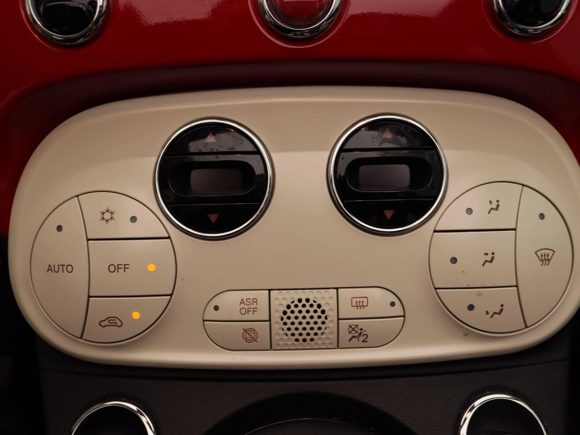 Fiat-500C-image-9