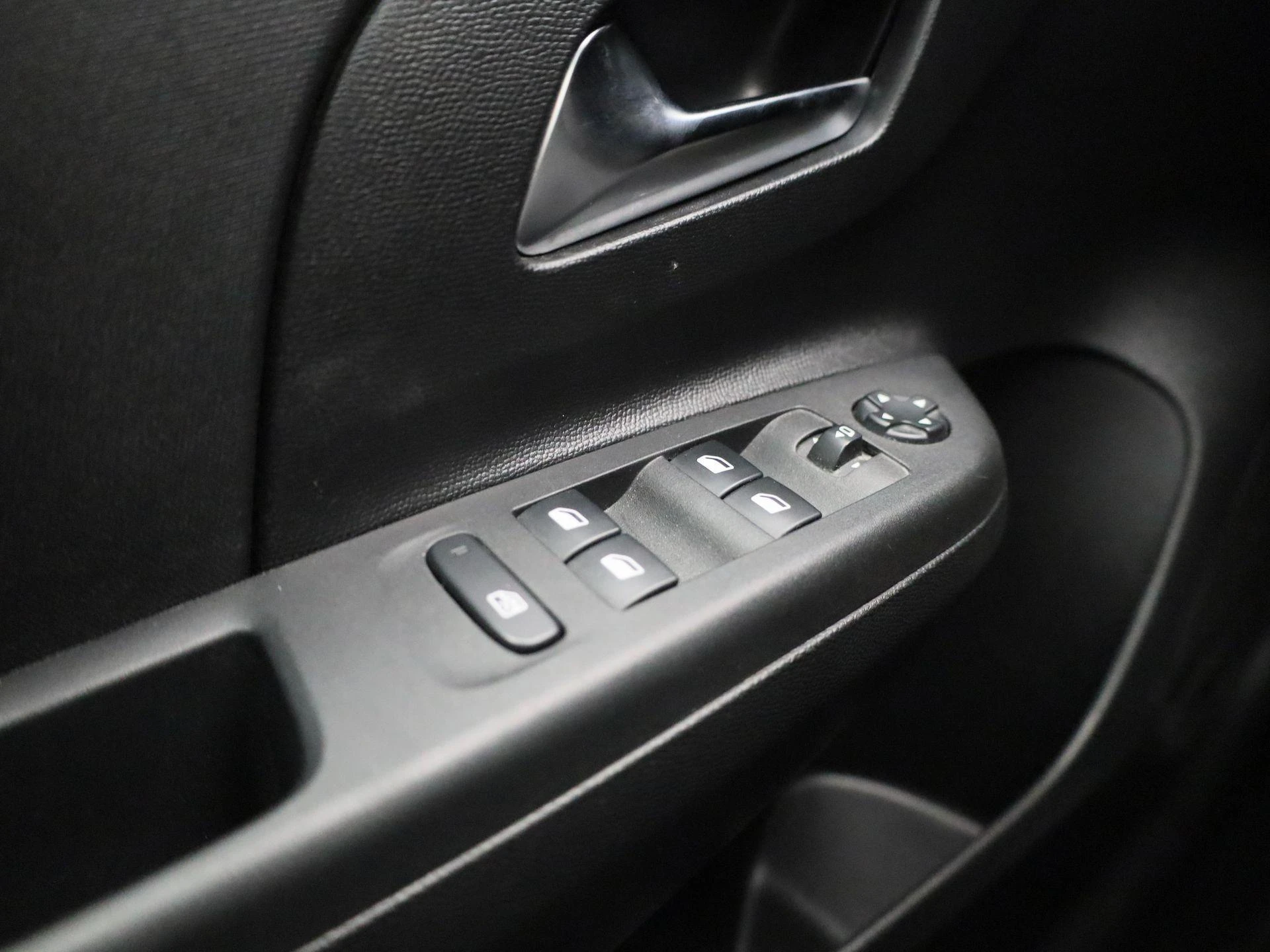 Opel-Corsa-image-20