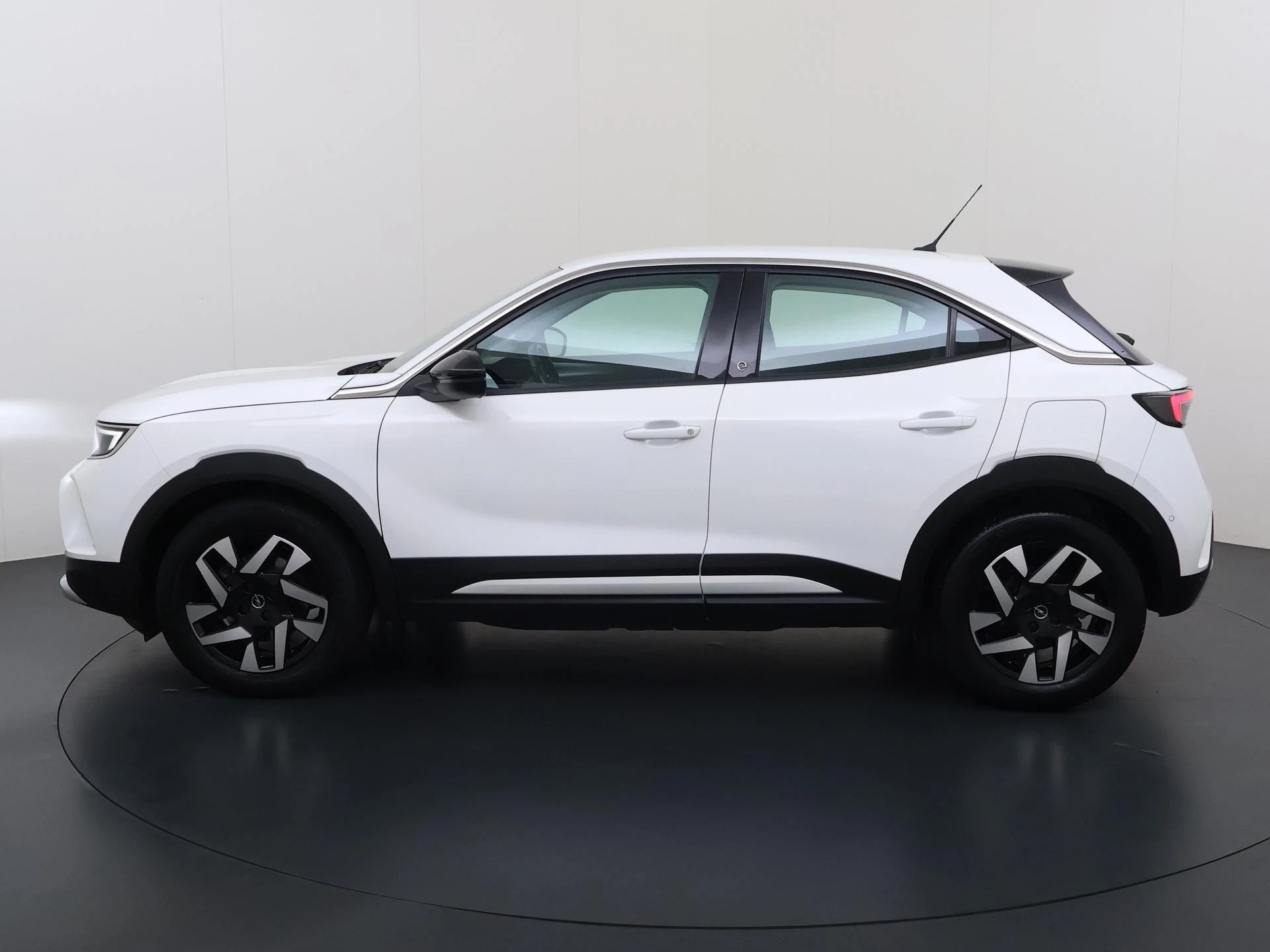 Opel-Mokka-e-image-1