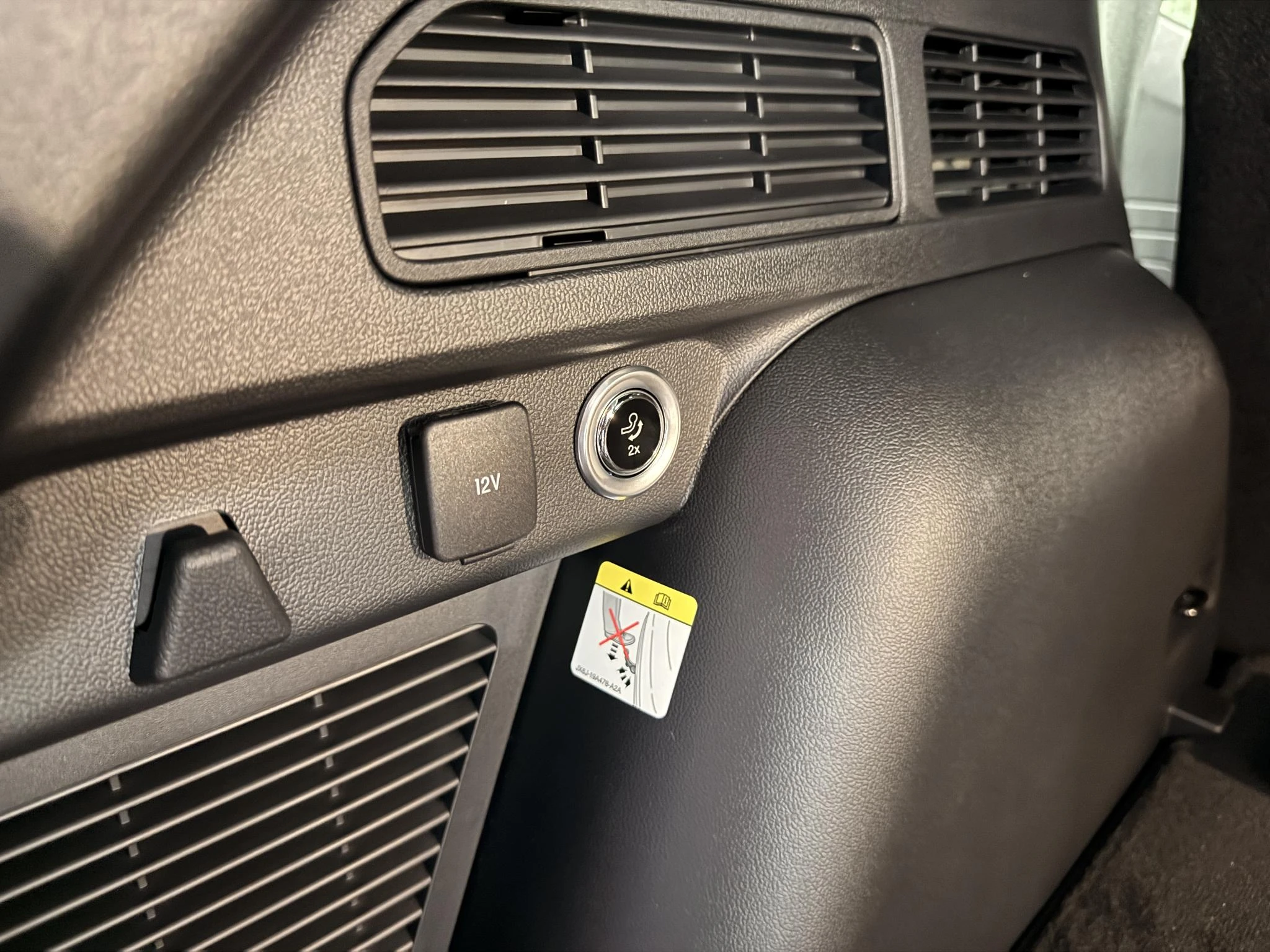 Ford-Kuga-image-24