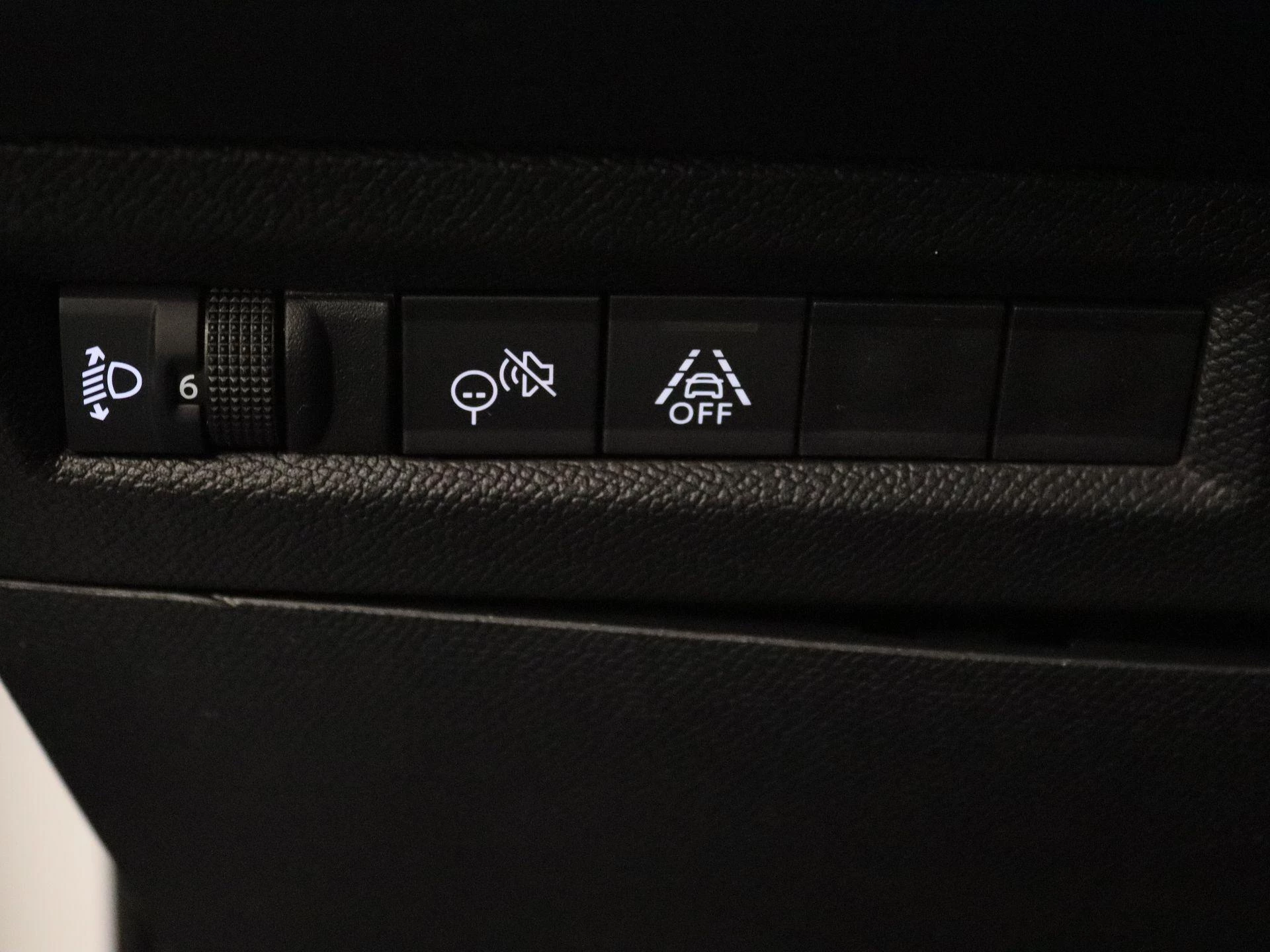 Opel-Frontera-image-20