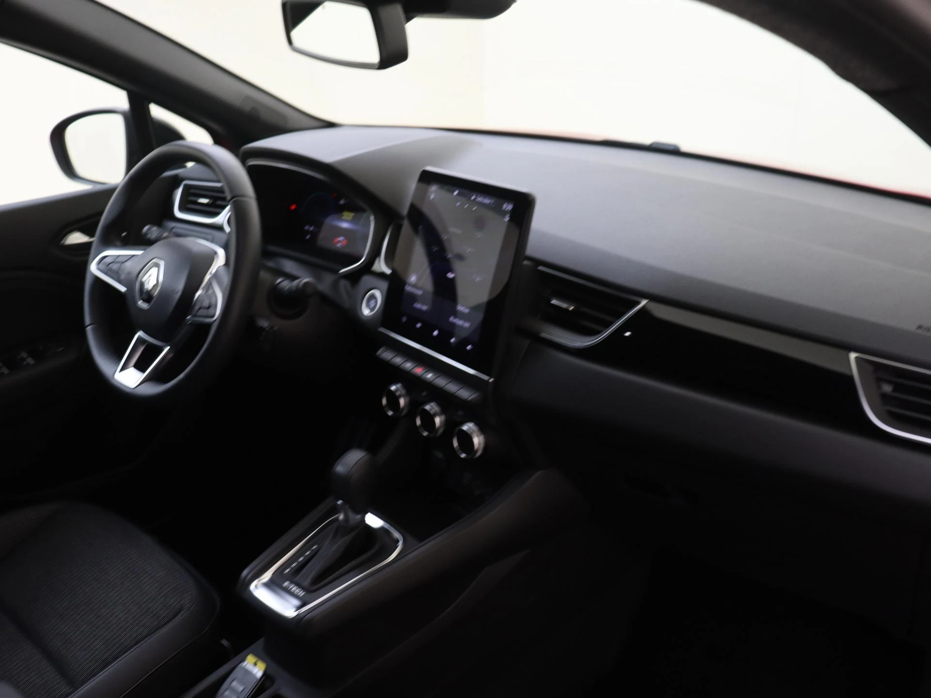 Renault Captur 1.6 E-Tech Hybrid 145 Rive Gauche