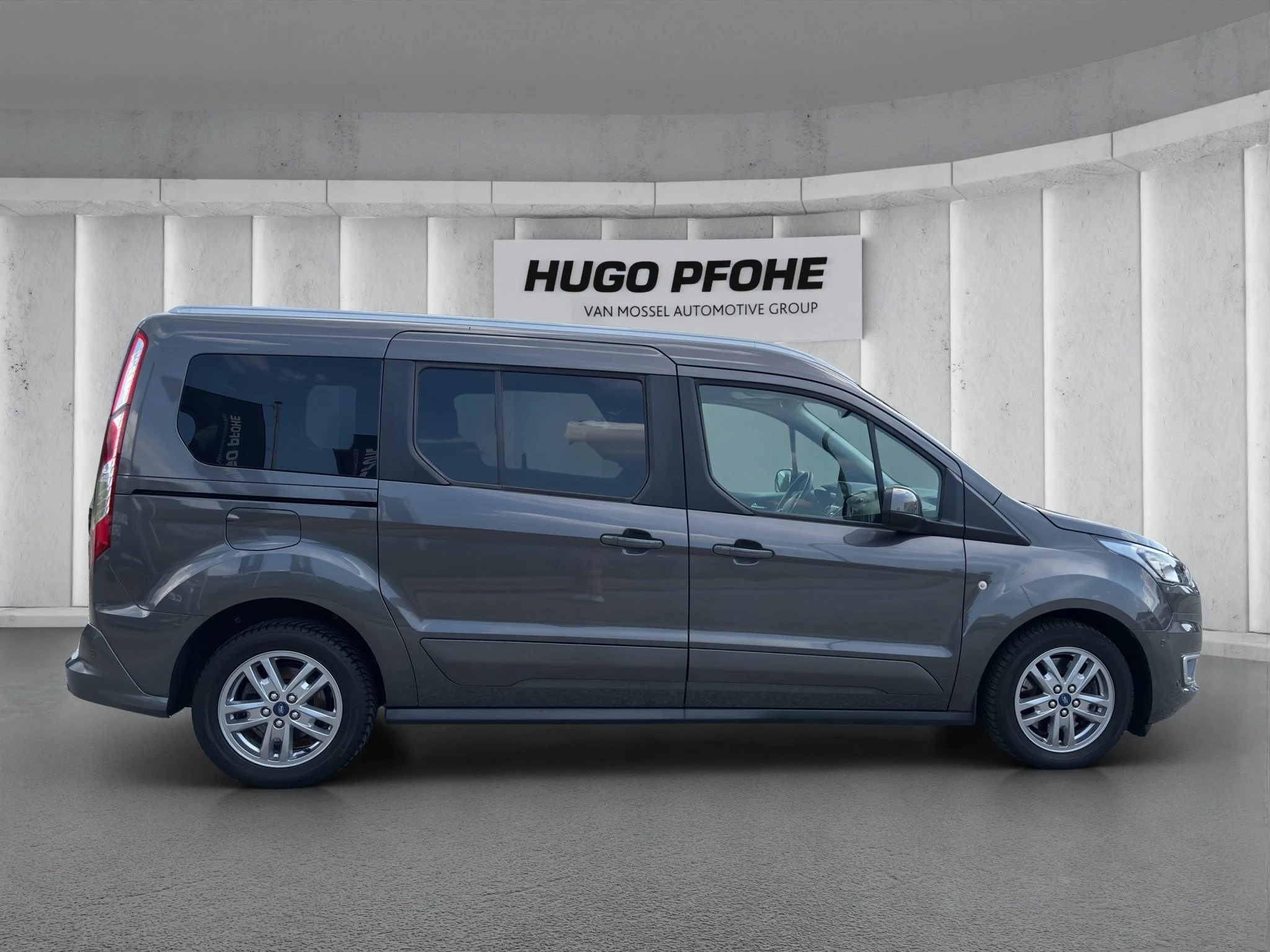 Ford Tourneo Connect Grand Titanium