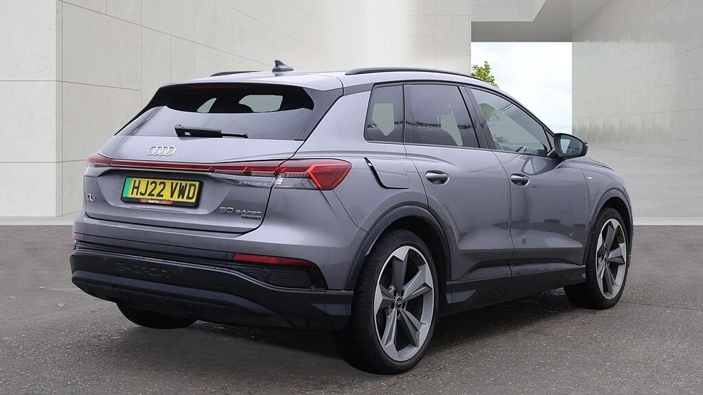 Audi-Q4 e-tron-image-31
