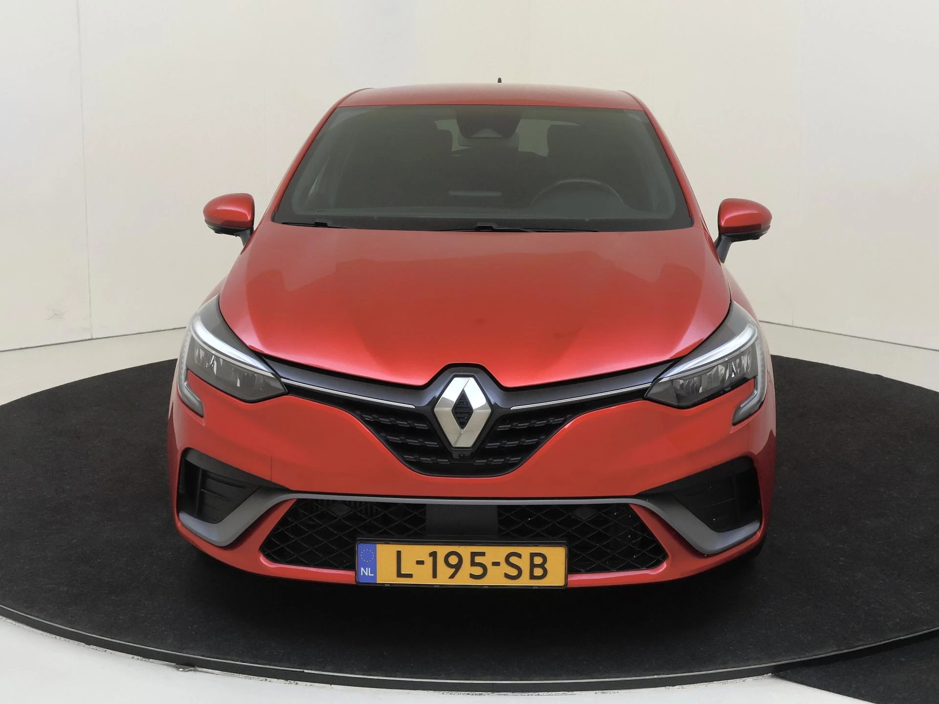 Renault-Clio-image-5