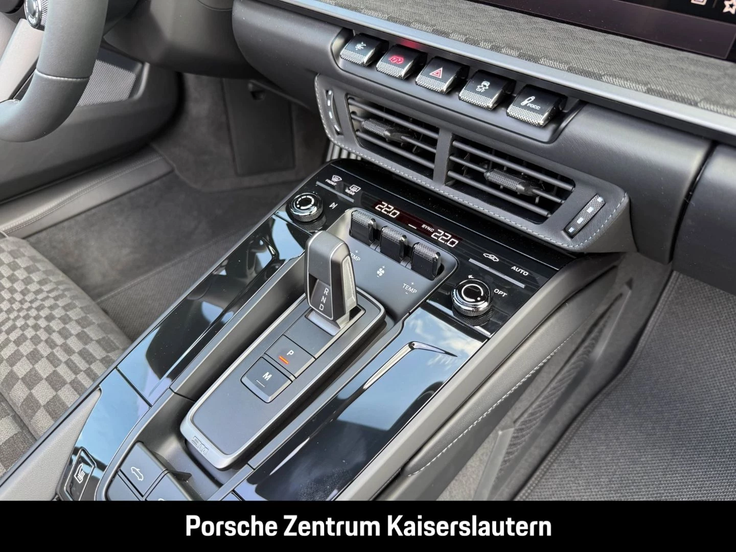 Porsche 911 992 Spirit 70 Burmester Clubleder InnoDrive spirit 70