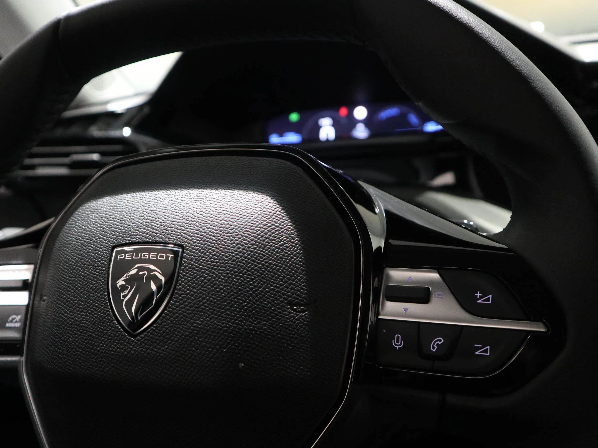 Peugeot-408-image-21