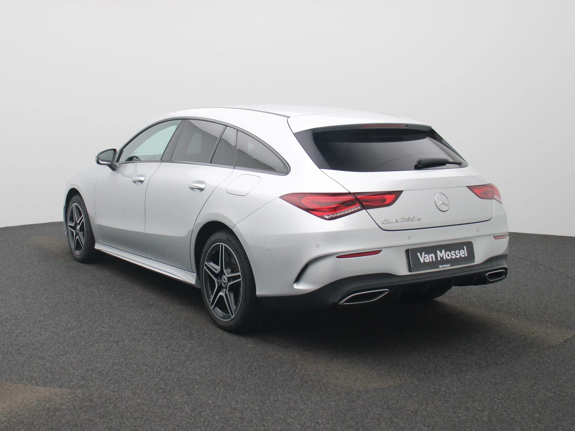 Mercedes-Benz CLA Shooting Brake CLA 250 e AMG Line