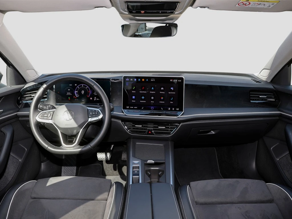 Volkswagen-Passat-image-10