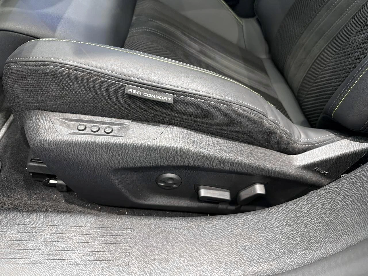 Peugeot-308-image-14