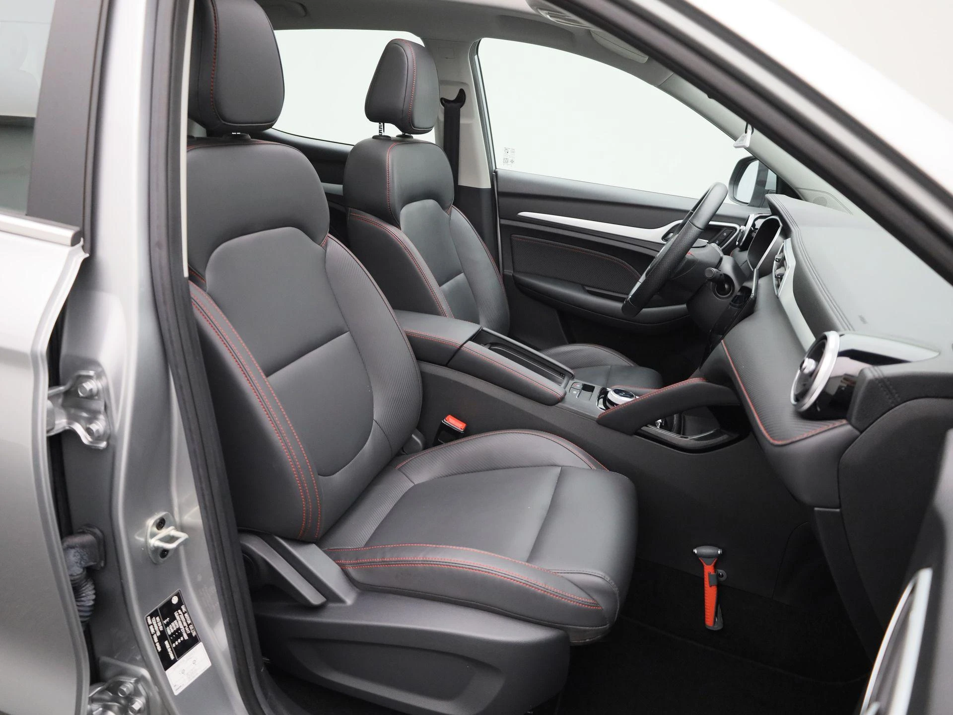 MG-ZS EV-image-30