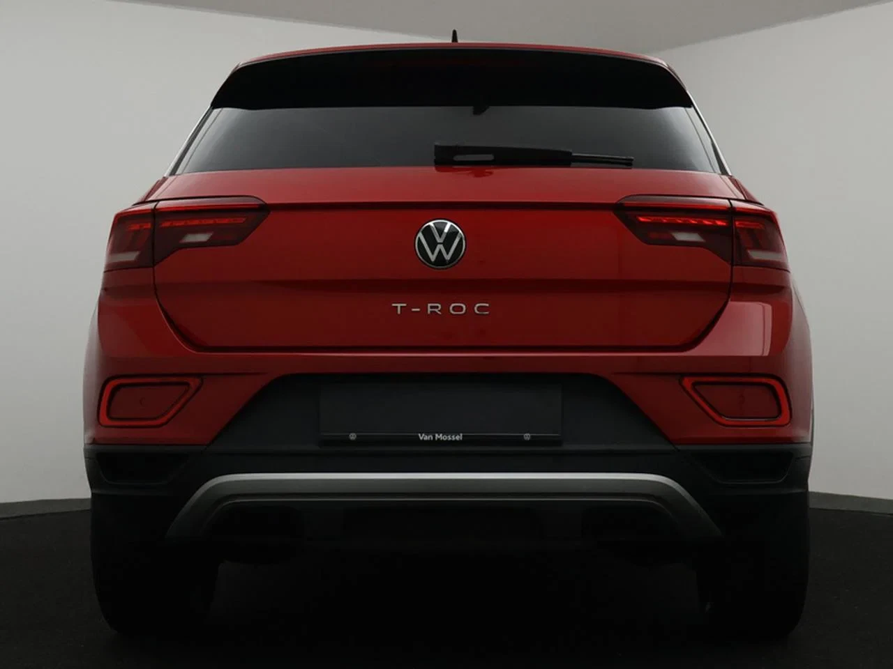 Volkswagen-T-Roc-image-3