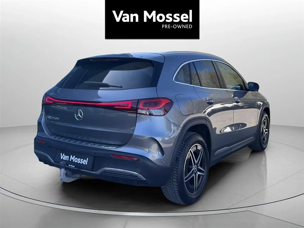 Mercedes-Benz-EQA-image-4