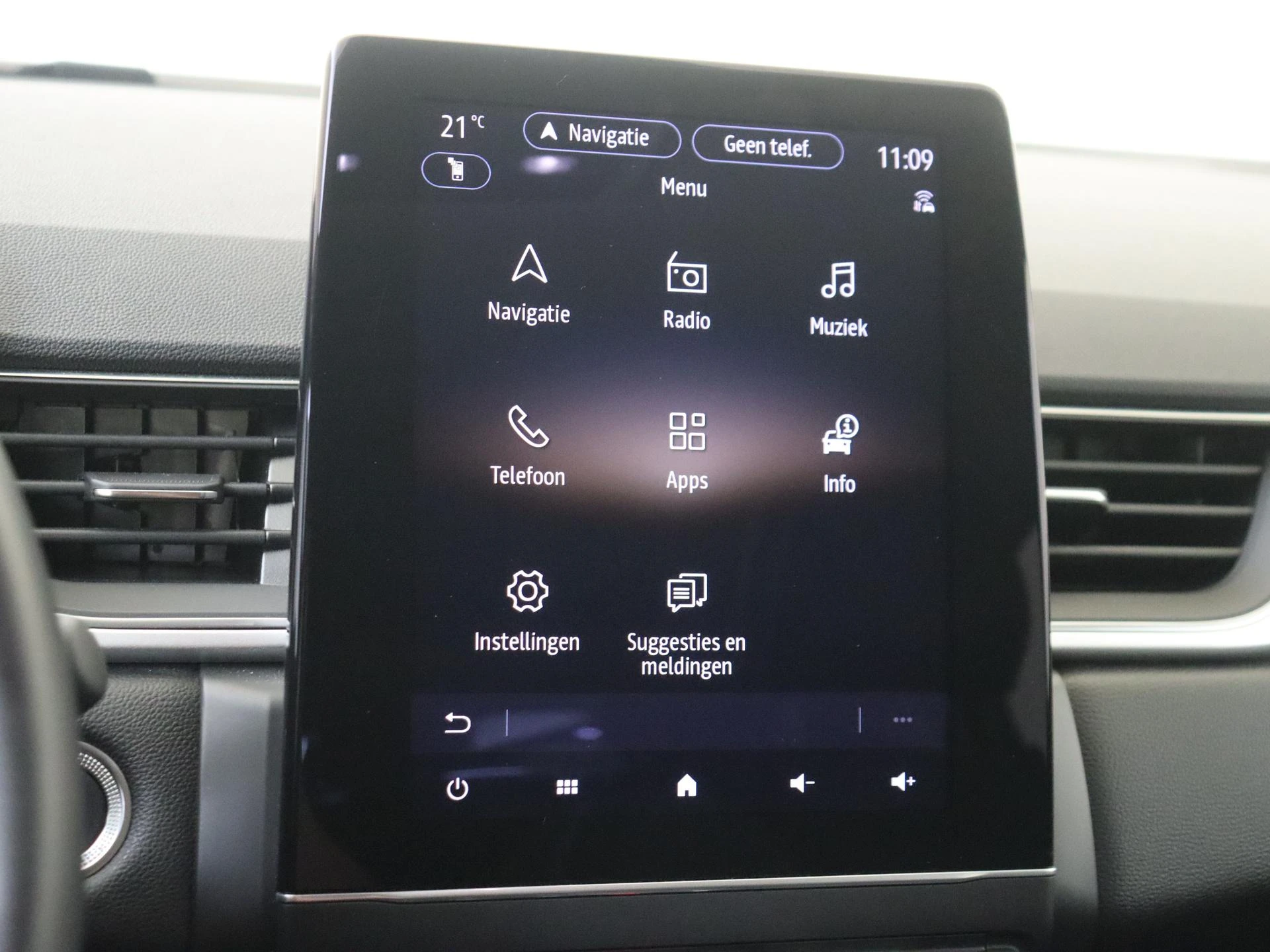 Renault-Captur-image-16