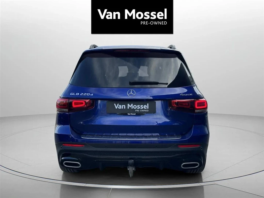 Mercedes-Benz-GLB-image-5