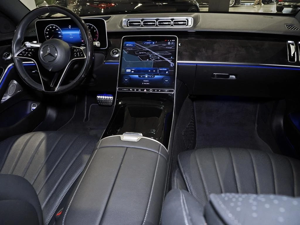 Mercedes-Benz-S-Klasse 580-image-13