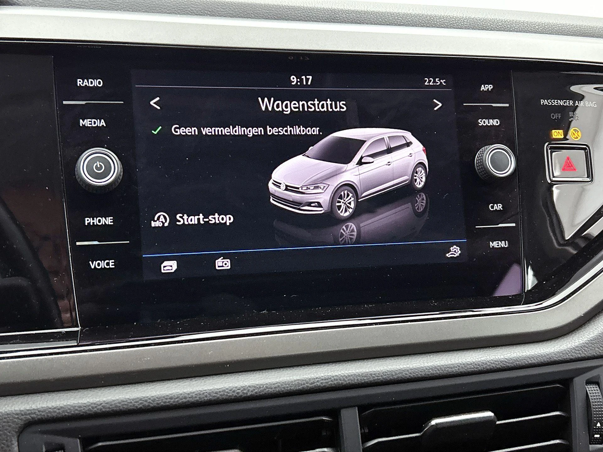 Volkswagen-Polo-image-7