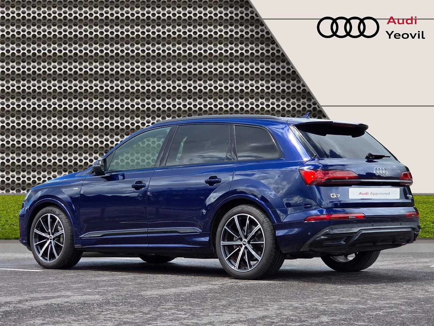 Audi-Q7-image-49