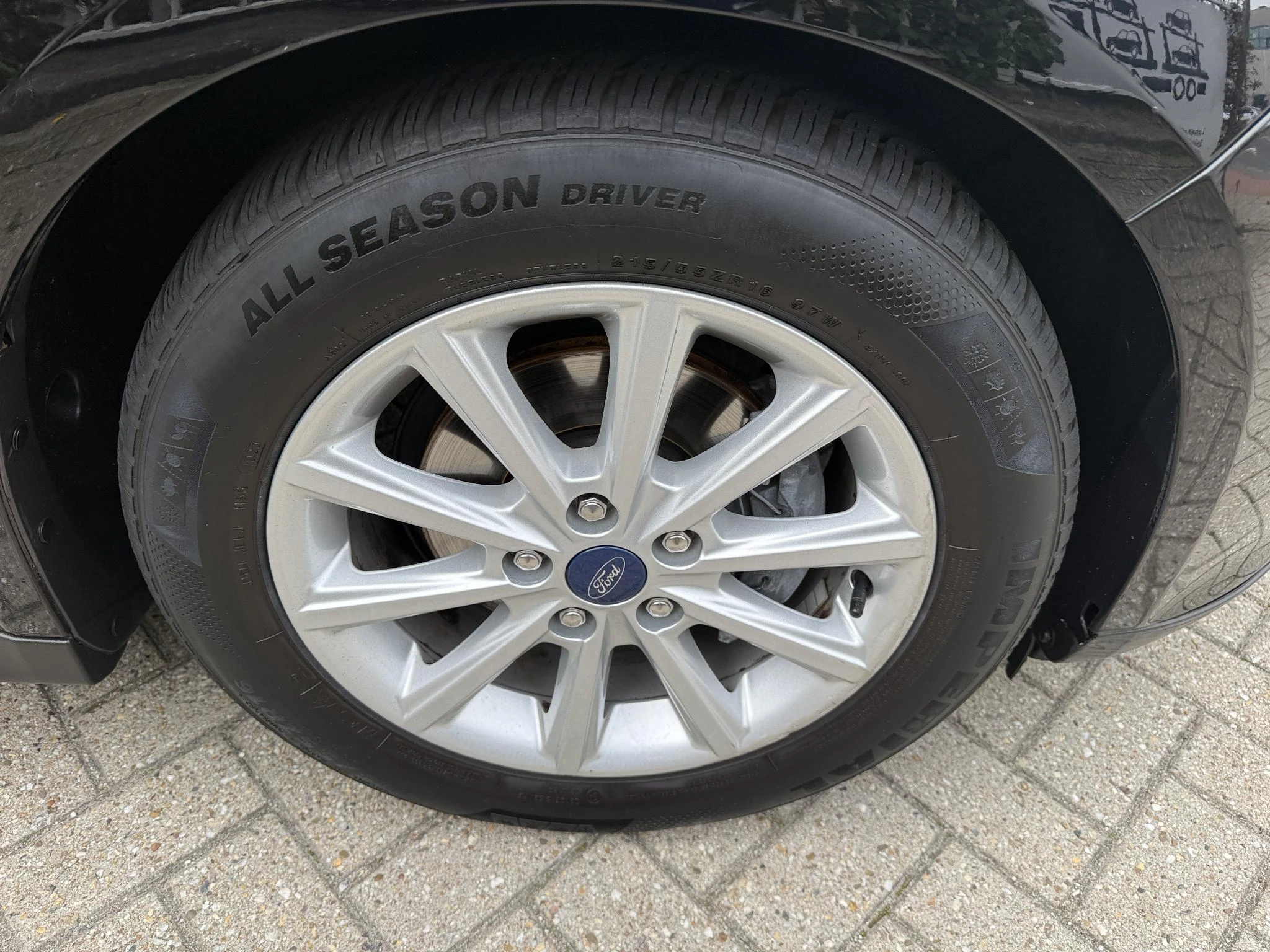 Ford-C-MAX-image-6