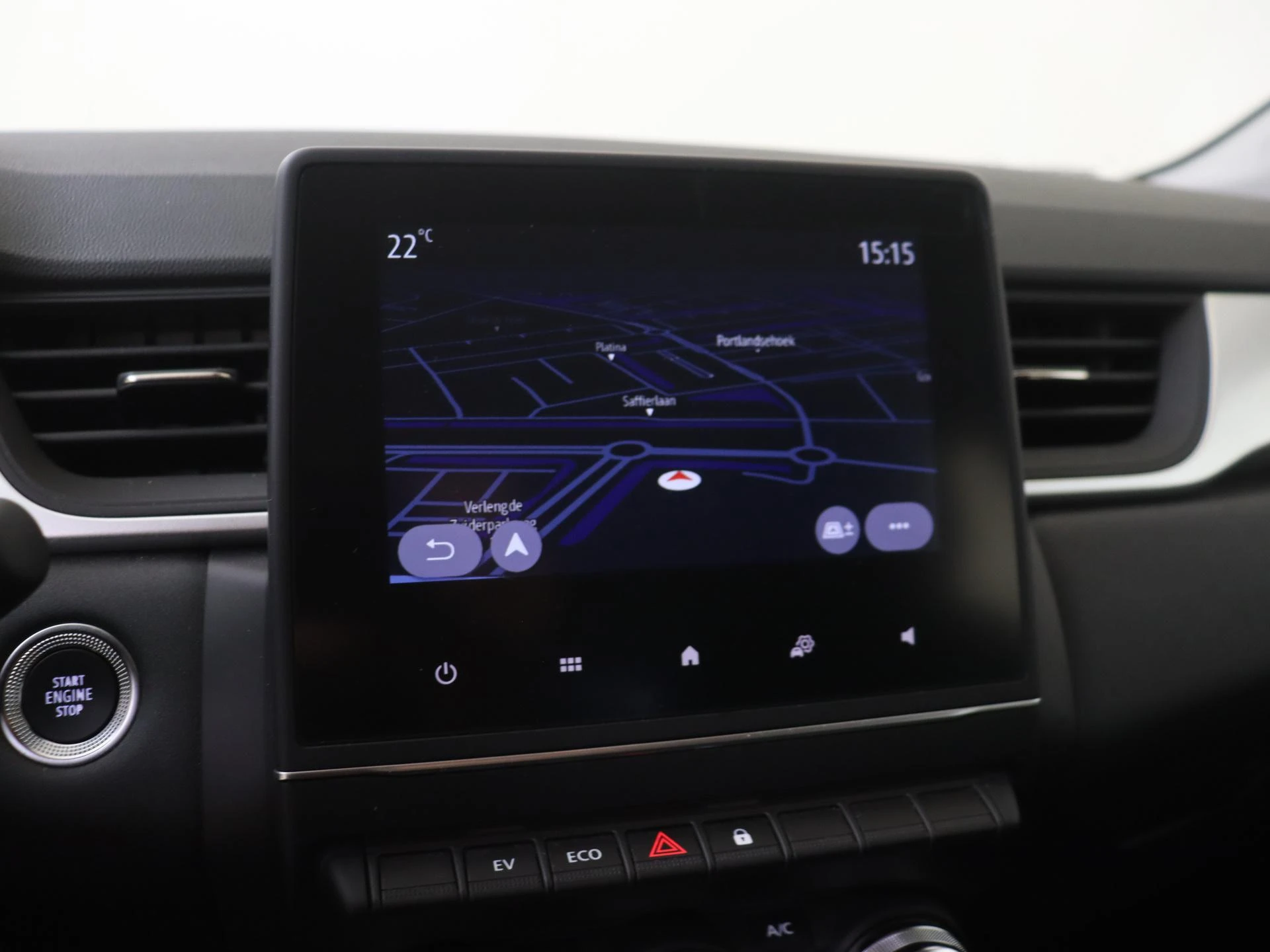 Renault-Captur-image-21
