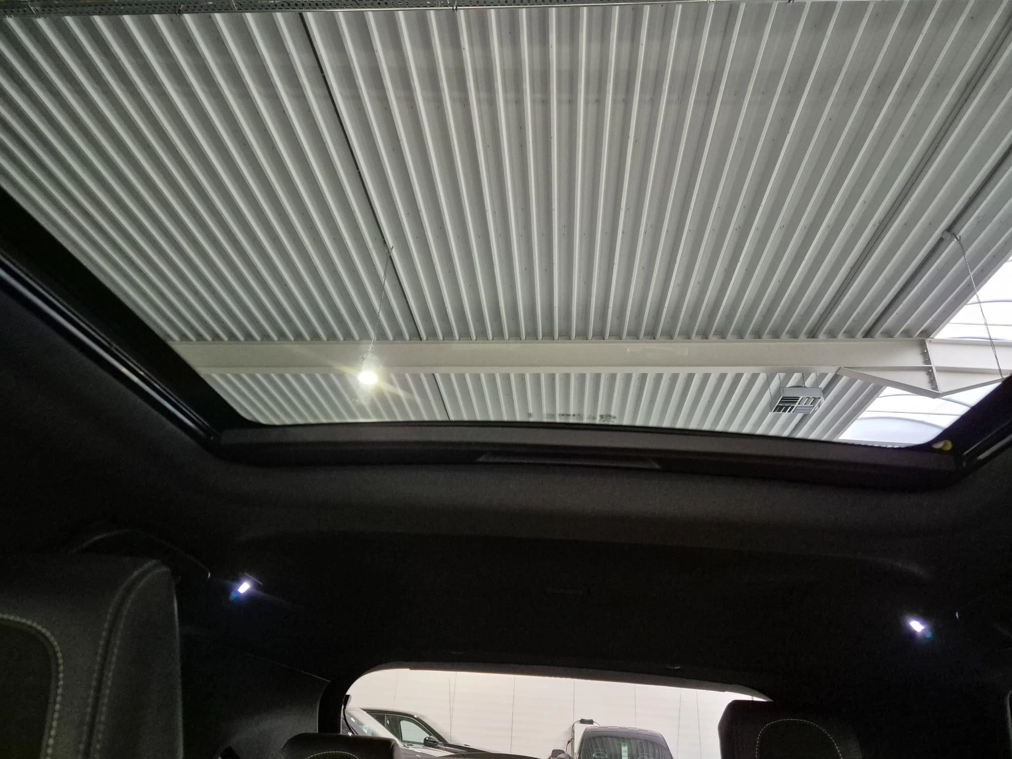 Peugeot-2008-image-13