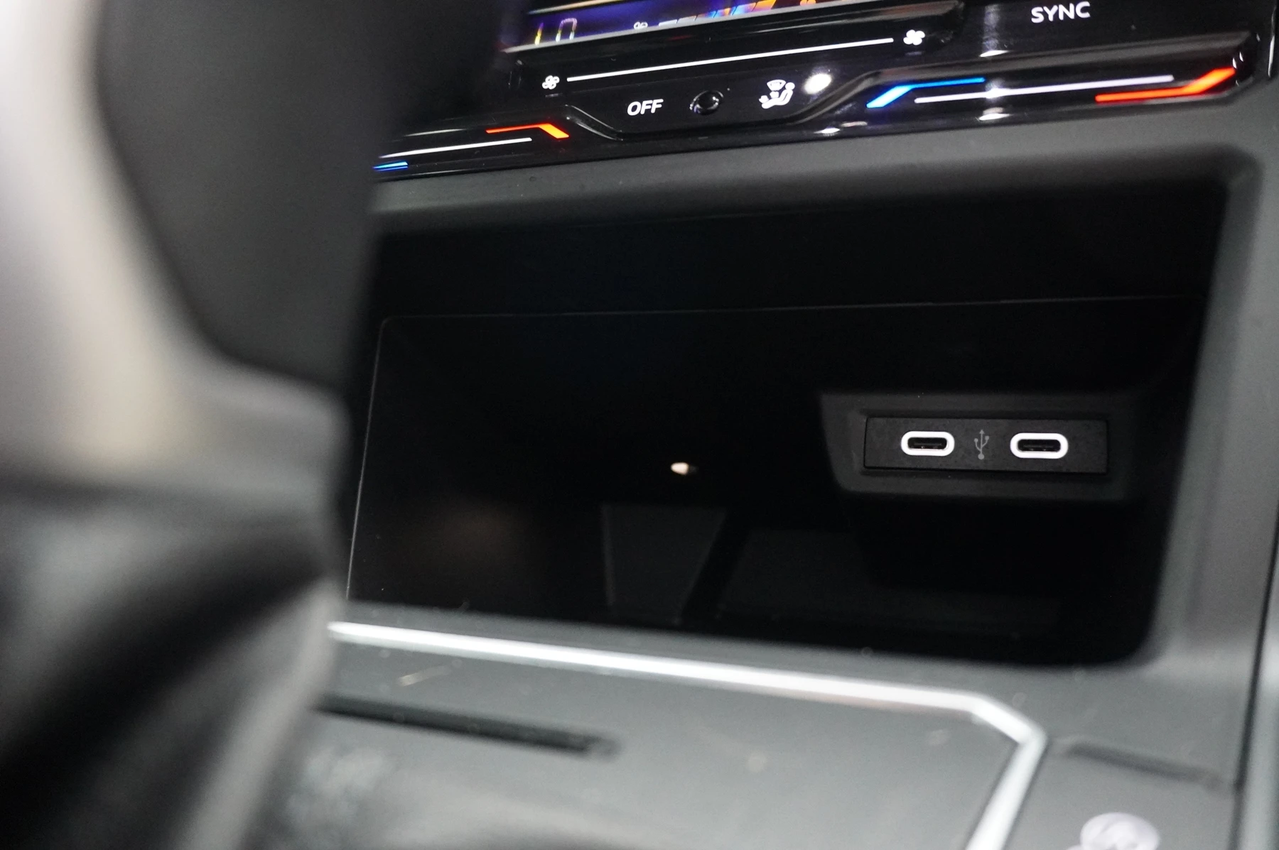 Volkswagen-Polo-image-36
