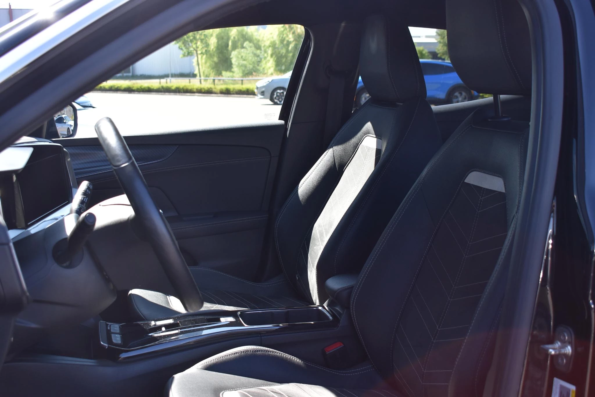 Opel-Mokka-e-image-36