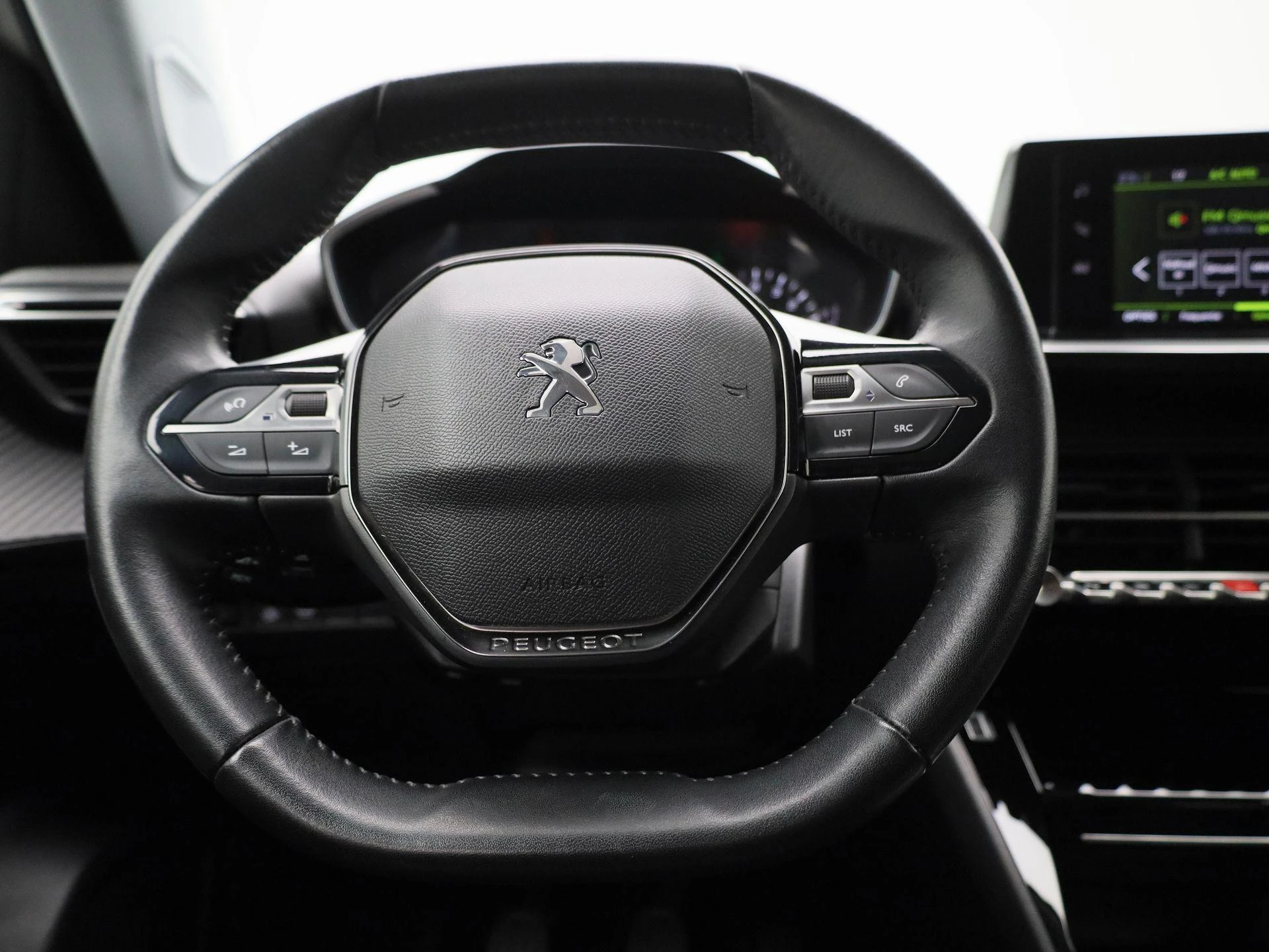 Peugeot-2008-image-6