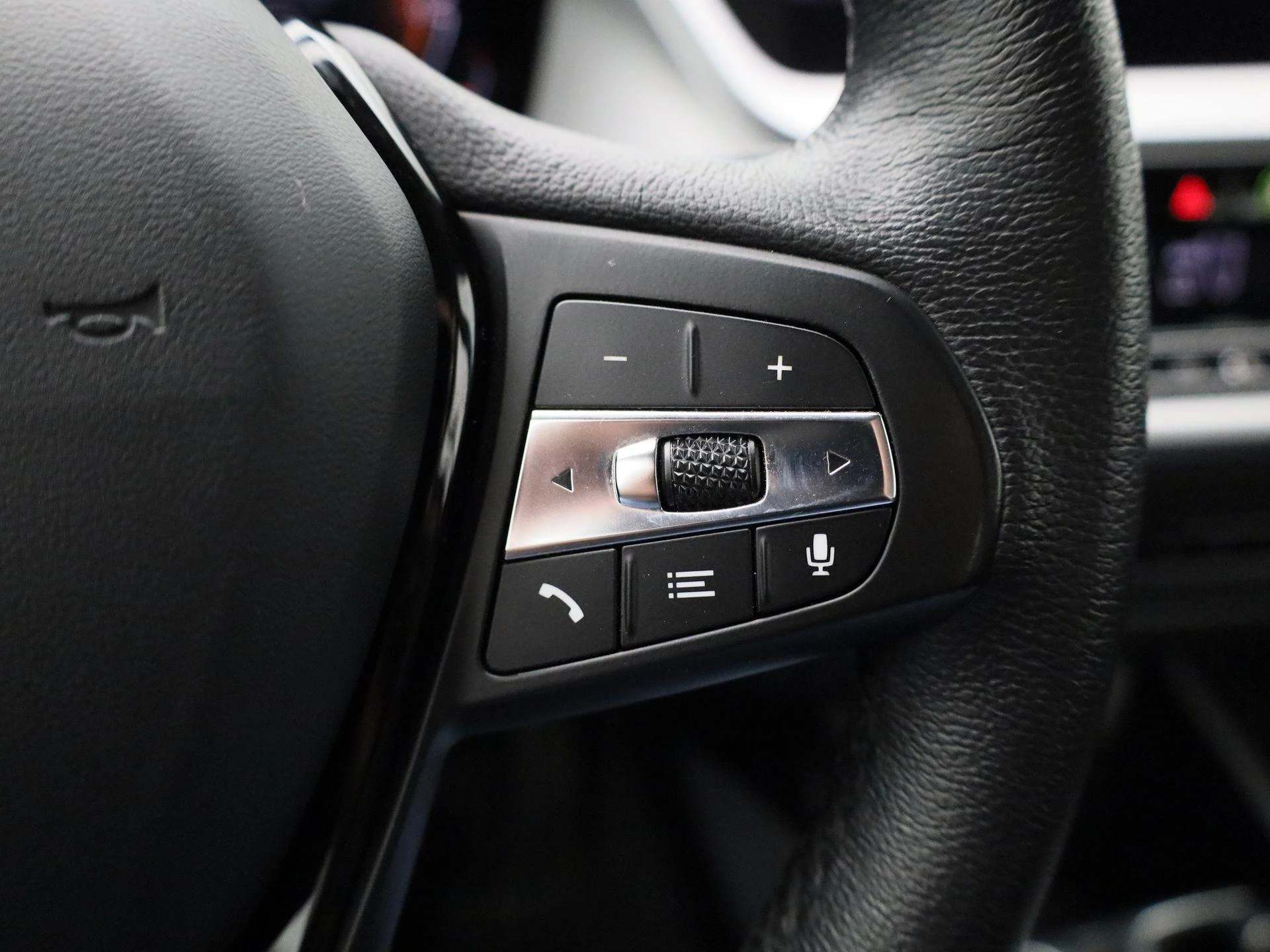 BMW Série 1 Hatch 116iA (80 kW)