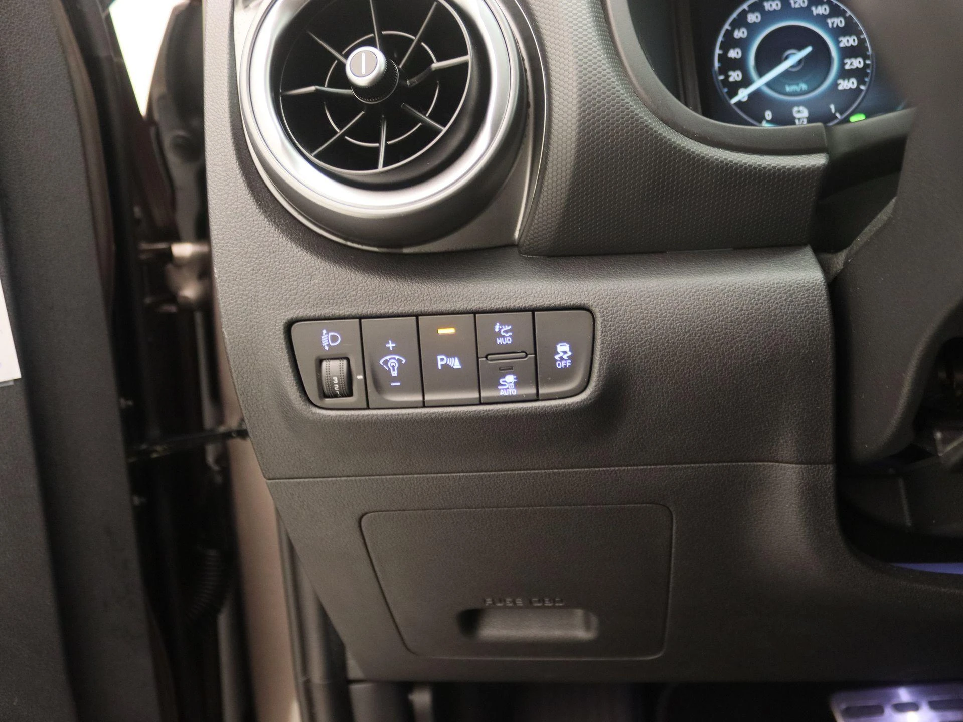 Hyundai-Kona-image-20