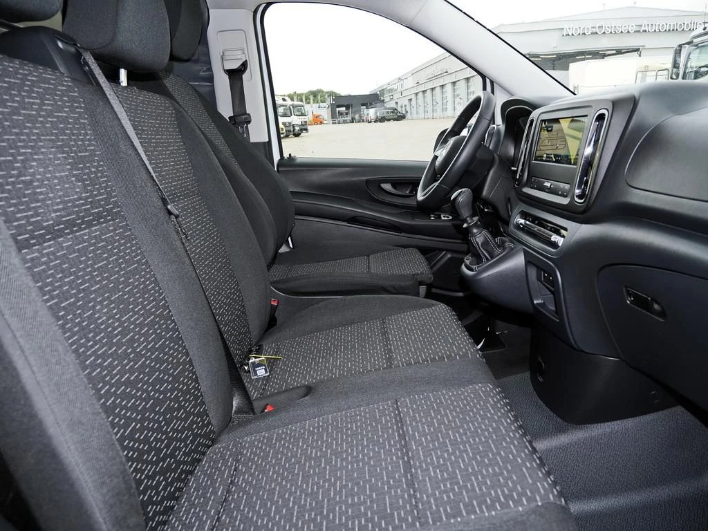 Mercedes-Benz-Vito 116-image-11
