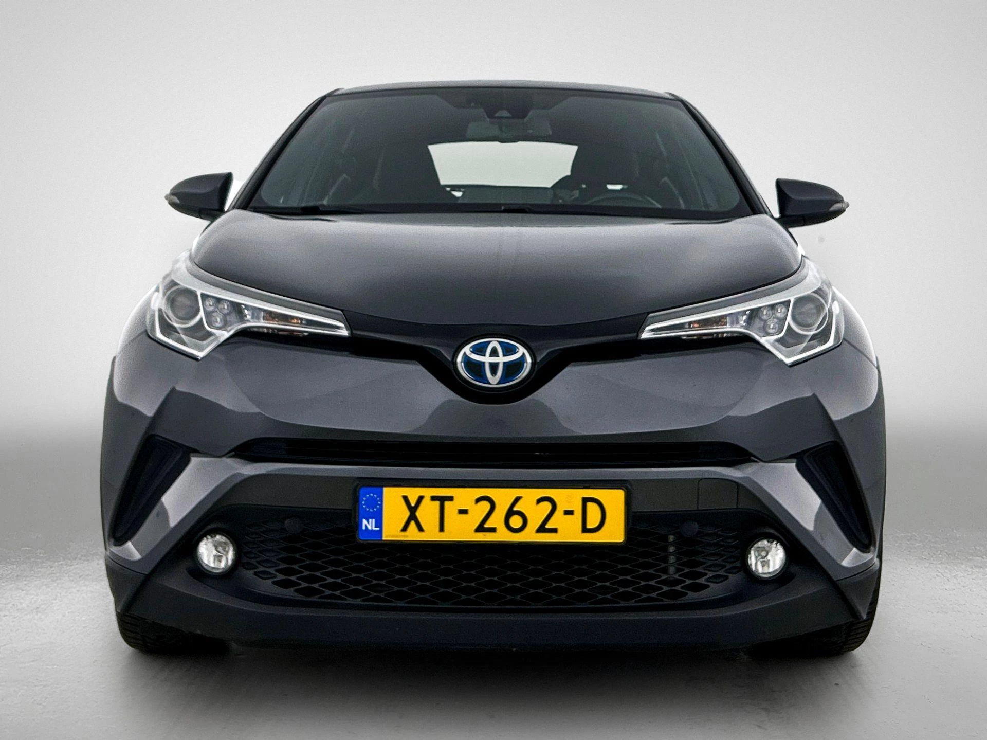 Toyota-C-HR-image-4