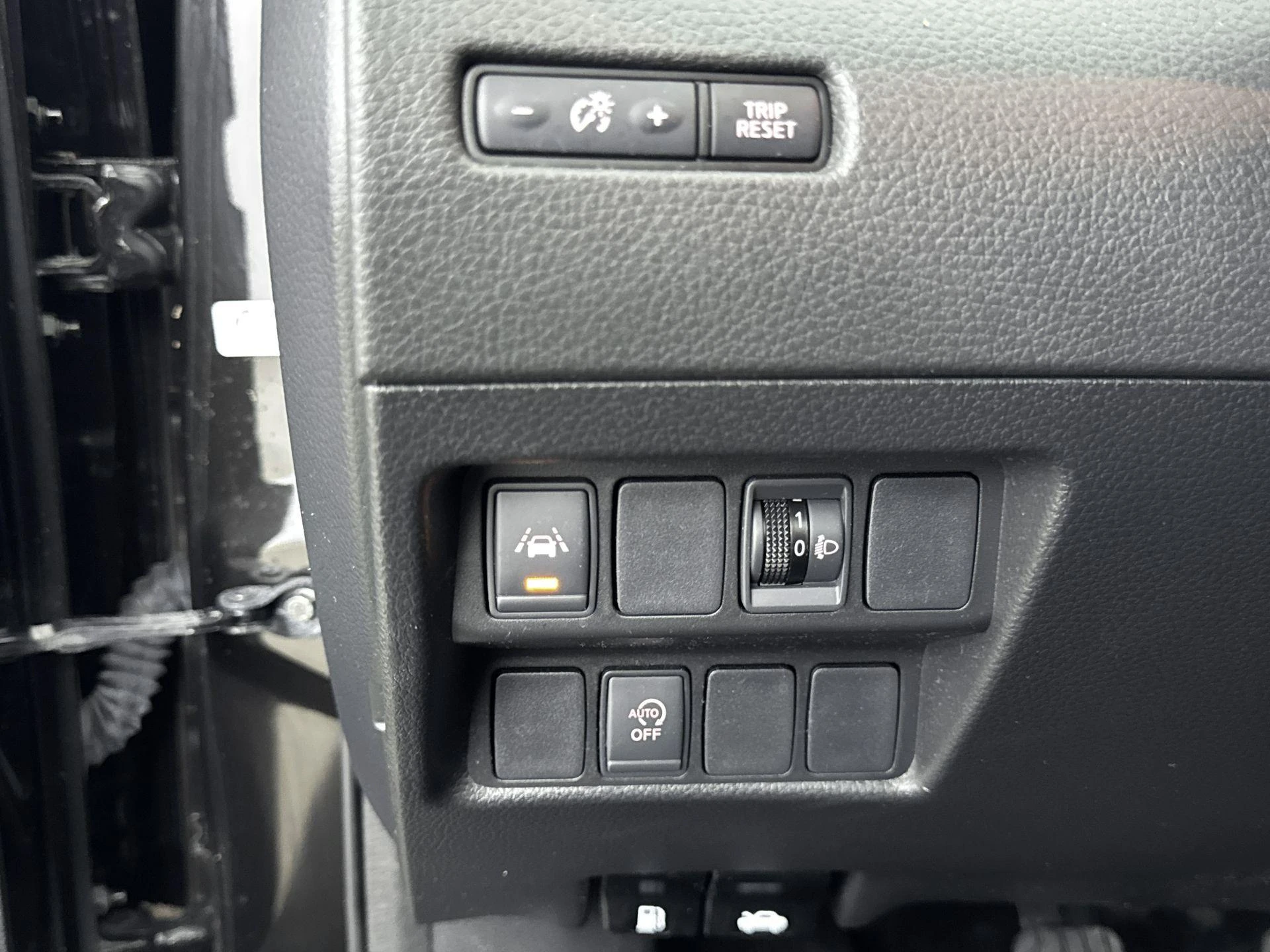 Nissan-QASHQAI-image-14